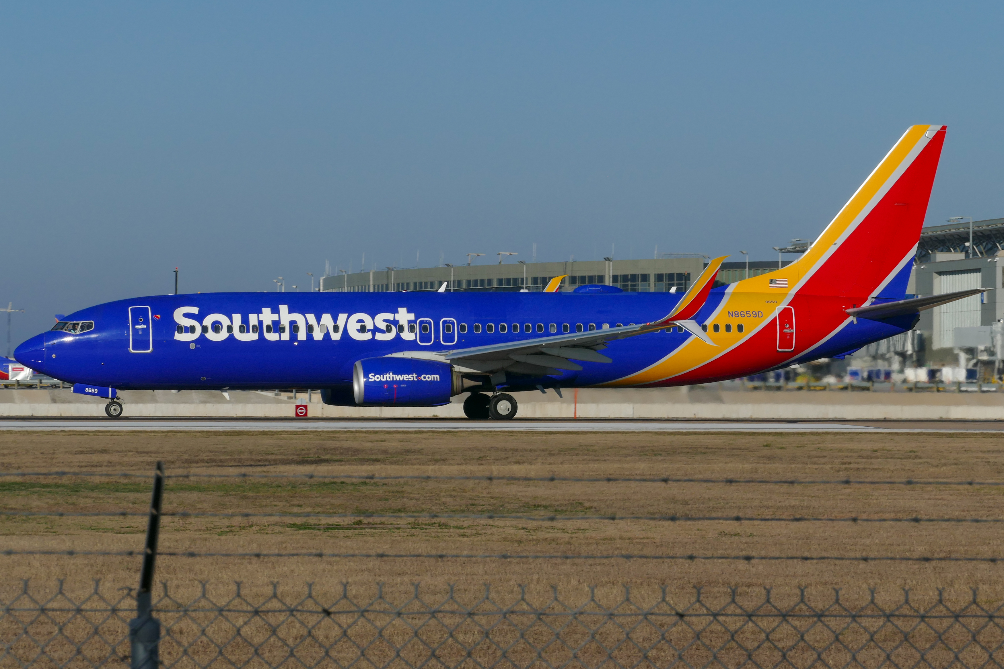 Full size: Southwest Airlines Boeing 737-800 N8659D at Austin-Bergstrom International Airport