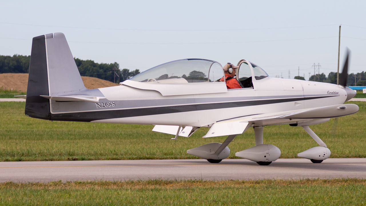 Full size: PRIVATE Vans RV-8 N268S at Delaware Municipal Airport