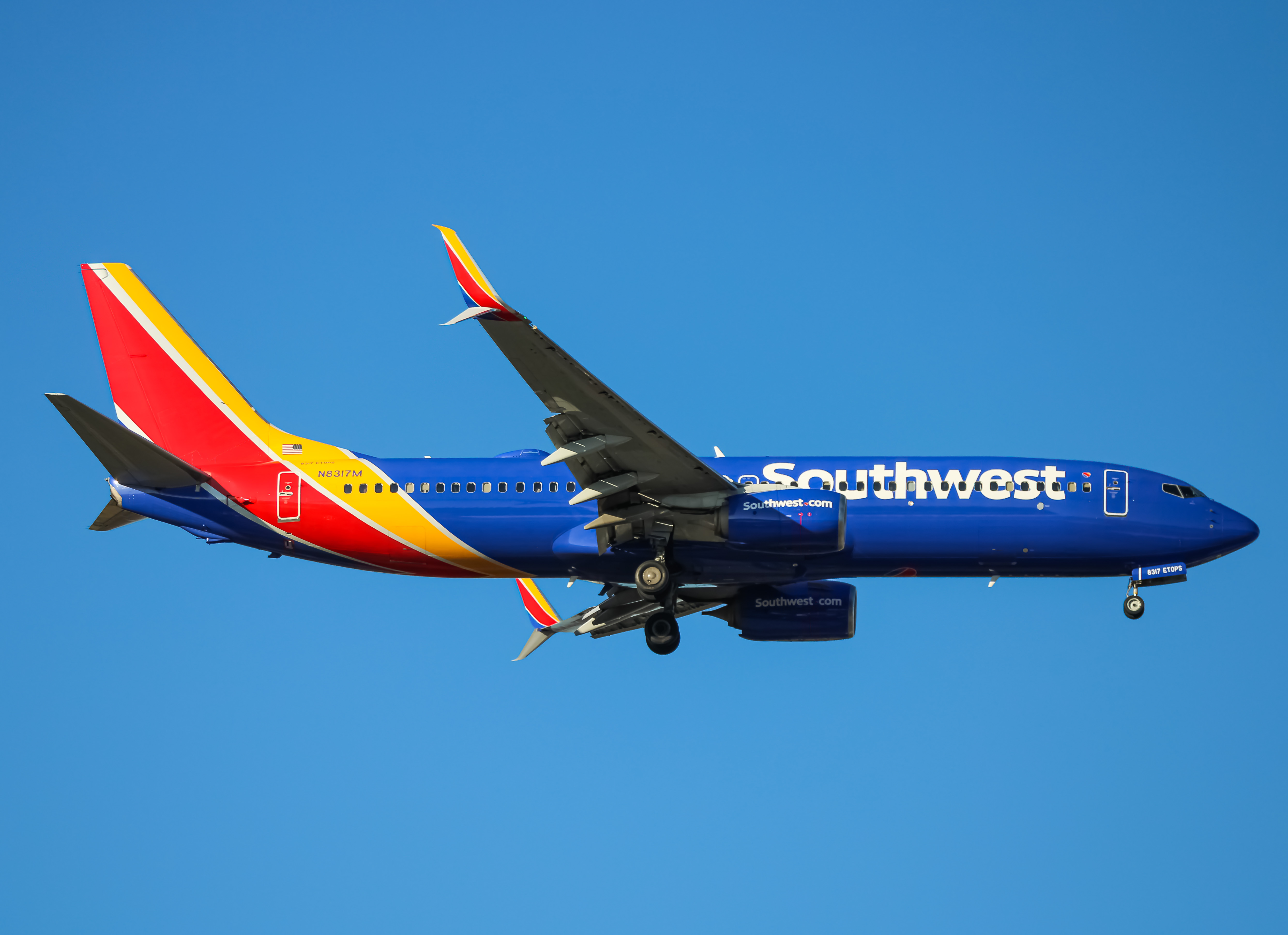 Full size: Southwest Airlines Boeing 737-800 N8317M at Baltimore/Washington International Thurgood Marshall Airport