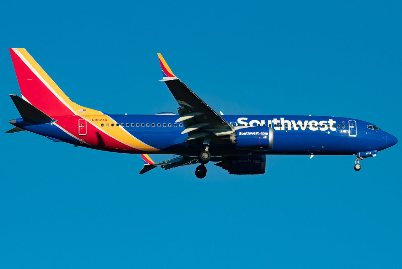 Full size: Southwest Airlines Boeing 737 MAX 8 N8824Q at Southwest Florida International Airport