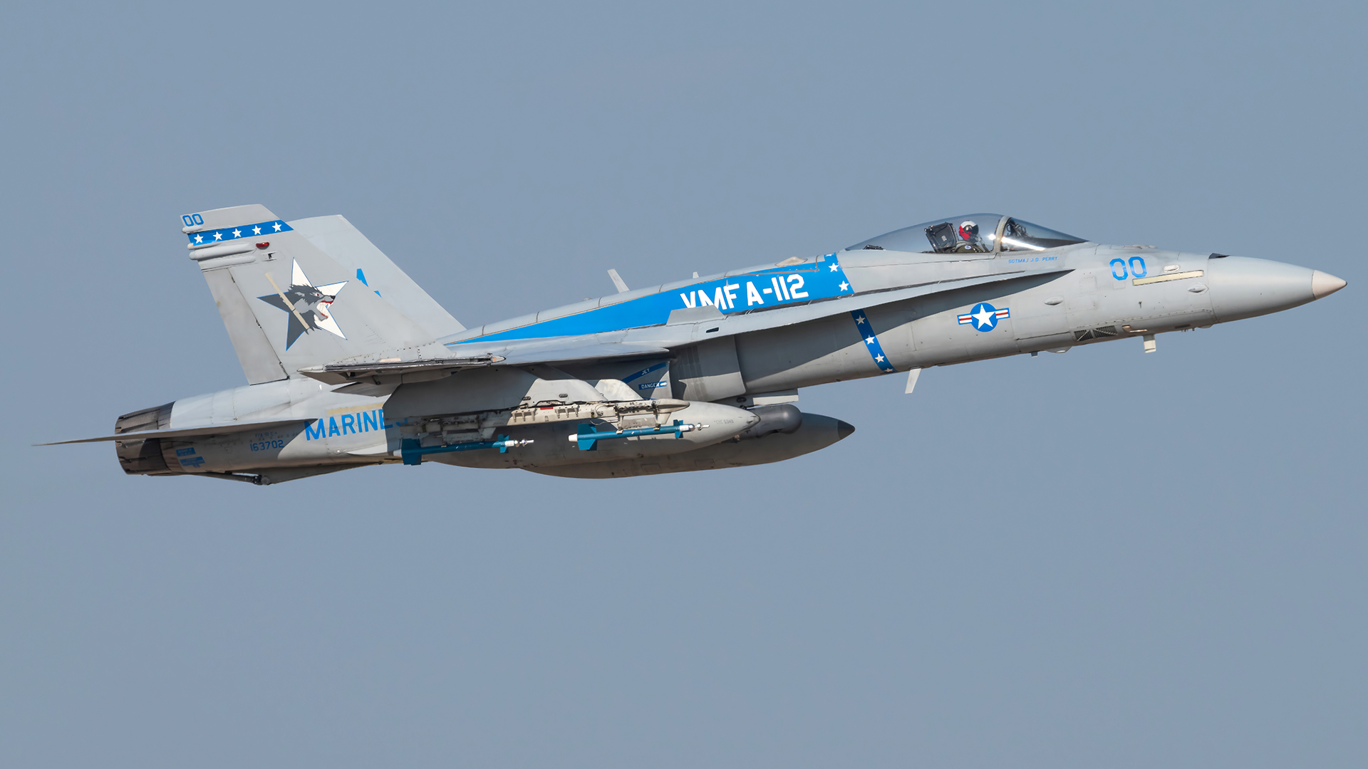 Full size: USMC - United States Marine Corp McDonnel Douglas F/A-18 Hornet 163702 at Fort Worth Naval Air Station JRB (Carswell Field) Airport