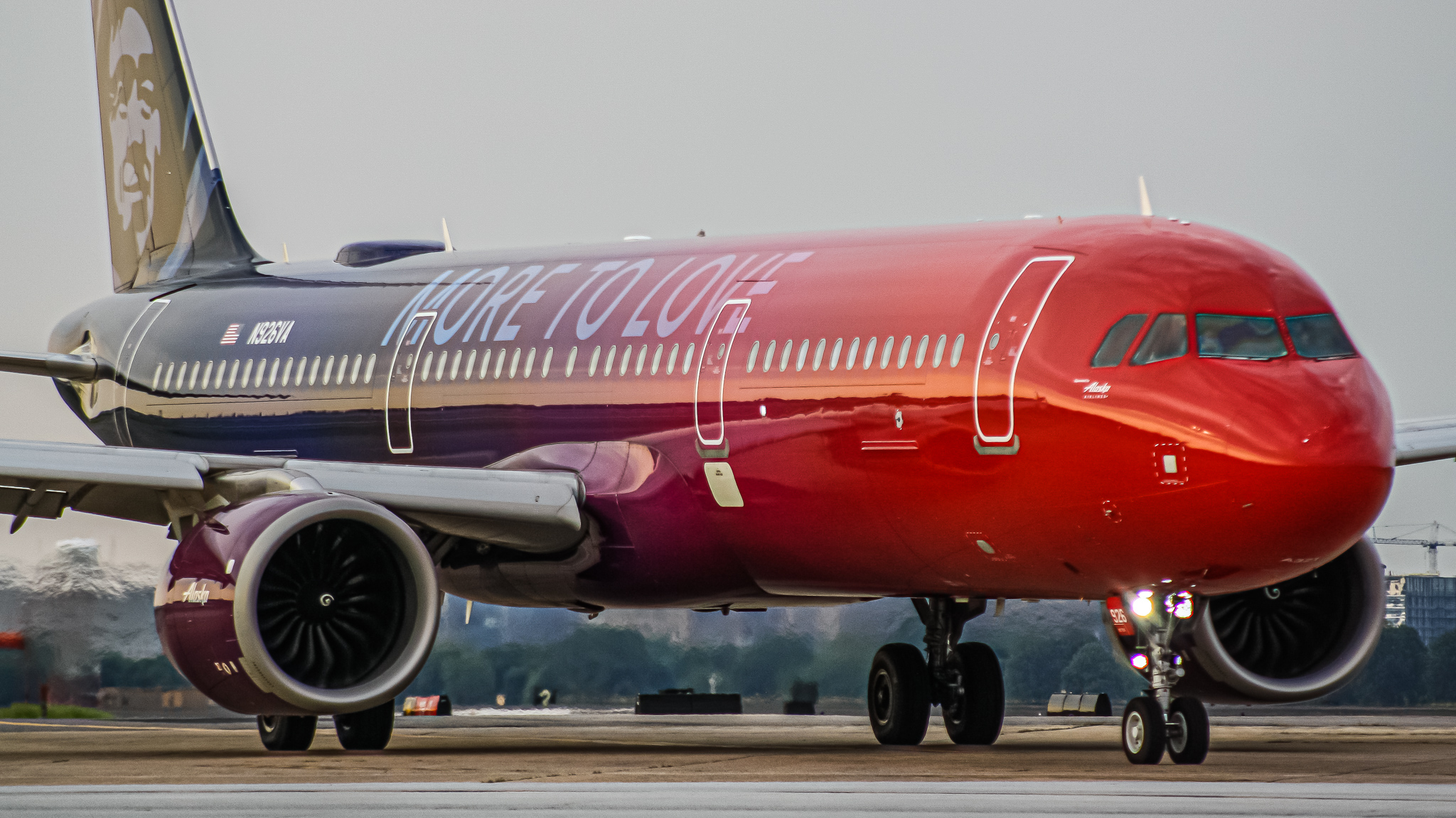Full size: Alaska Airlines Airbus A321NEO N926VA at Ronald Reagan National Airport