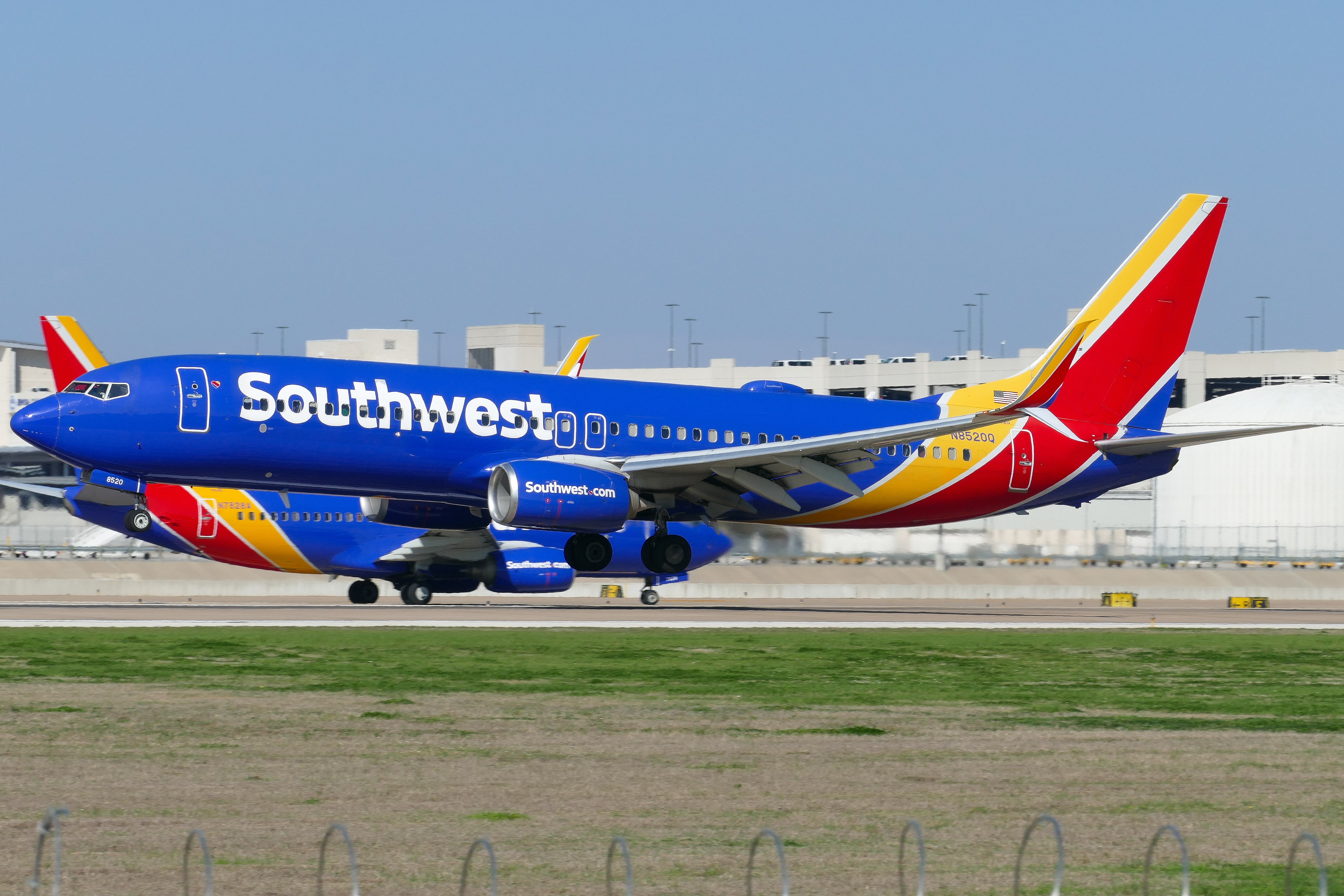 Full size: Southwest Airlines Boeing 737-800 N8520Q at Austin-Bergstrom International Airport