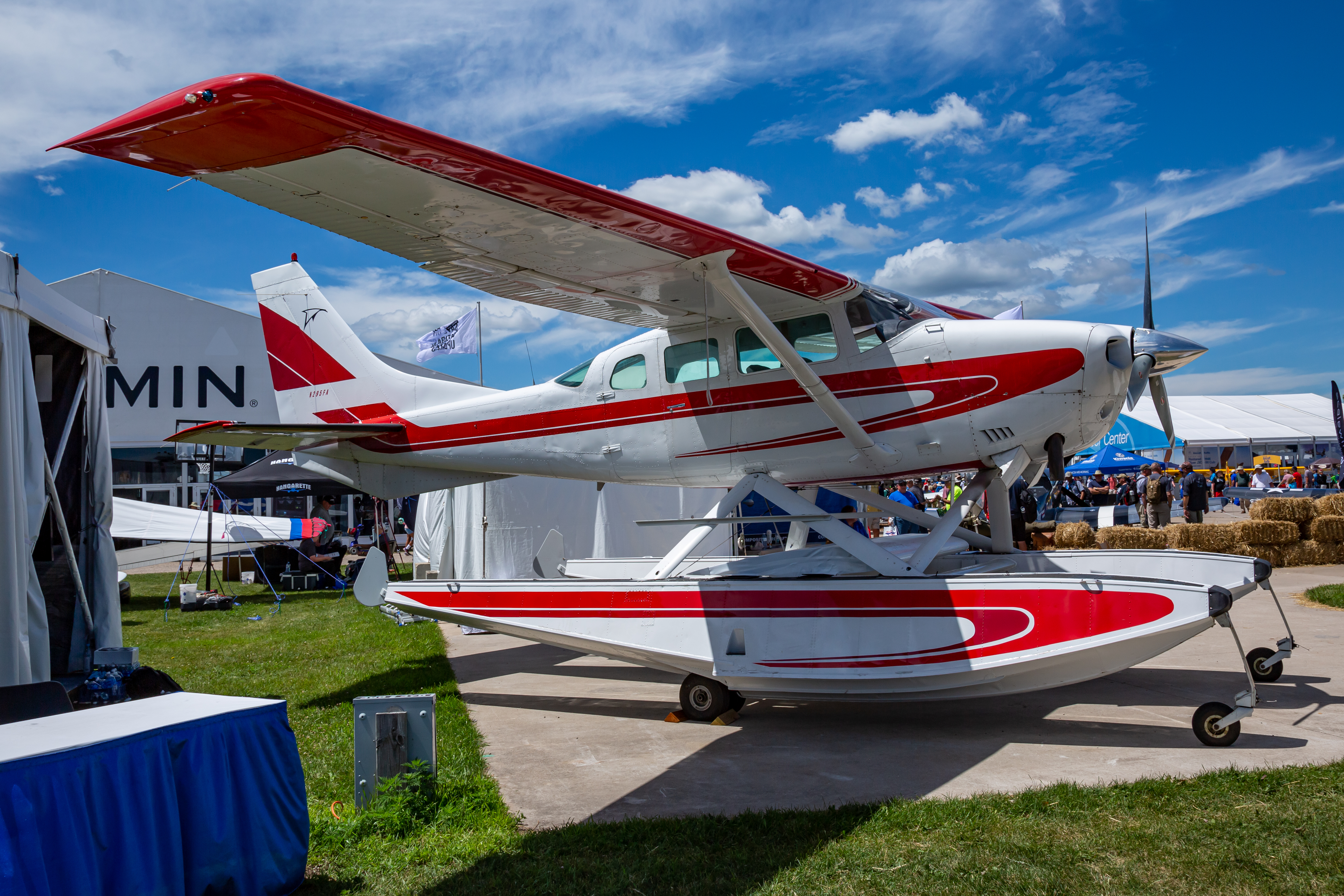 Full size: Private   Cessna TU206G Turbo Stationair N295FA at Wittman Regional Airport