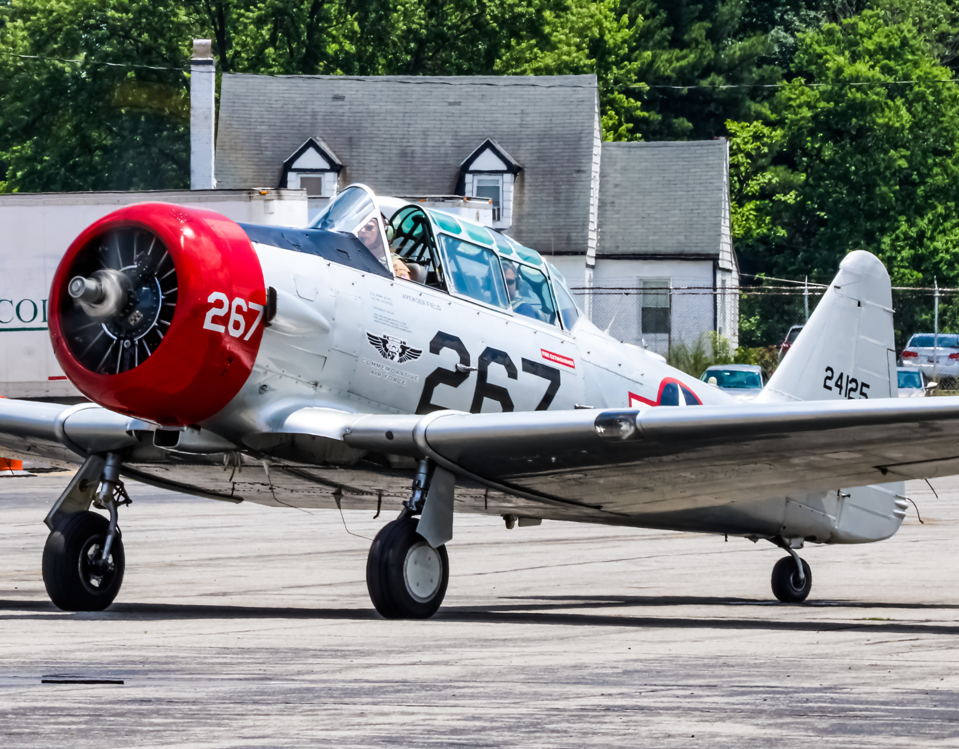Full size: PRIVATE North American T-6 Texan N6253C at Hagerstown Regional Airport-Richard A Henson Field