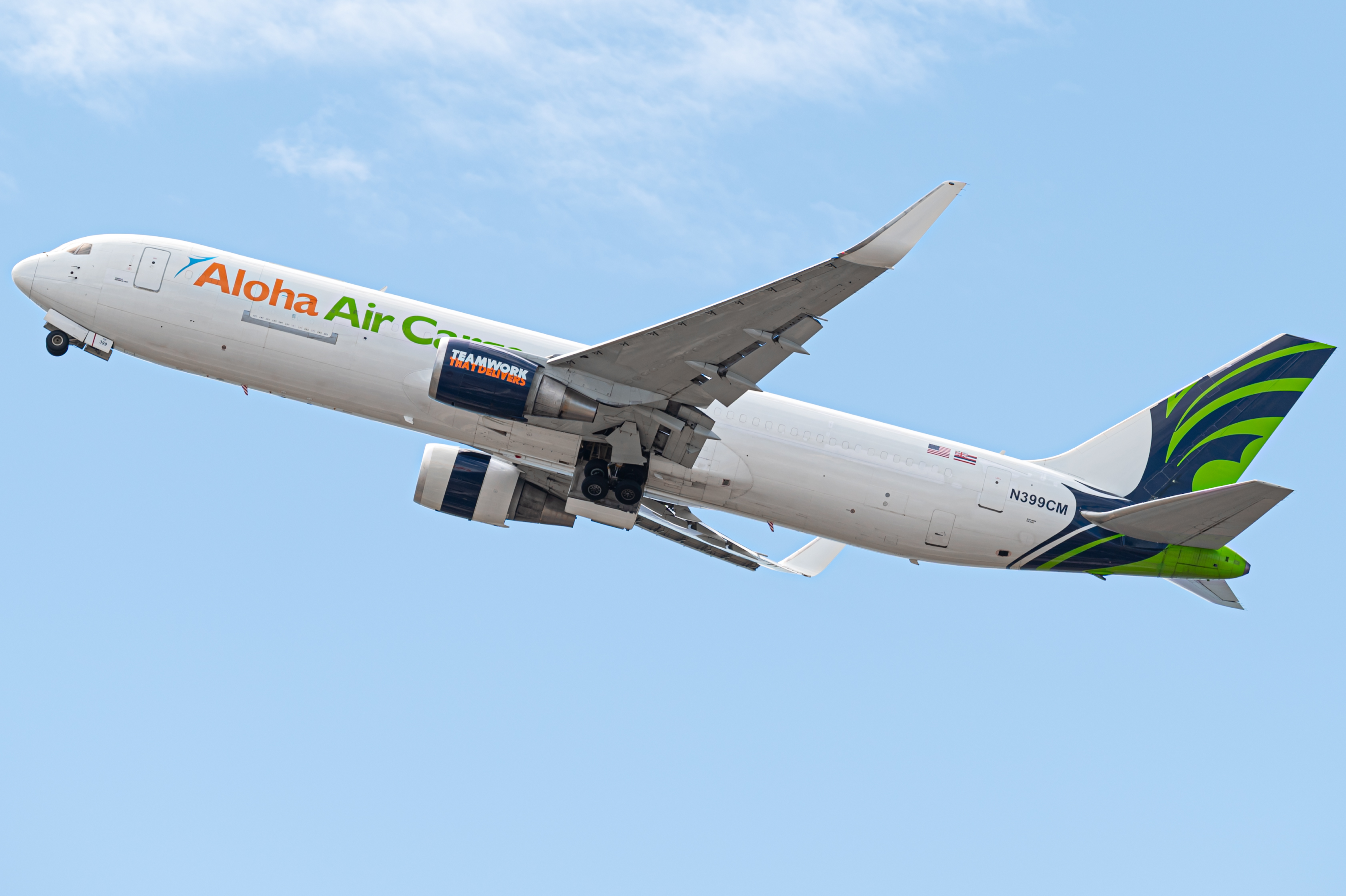 Full size: Aloha Air Cargo Boeing 767-300F N399CM at Daniel K Inouye International Airport