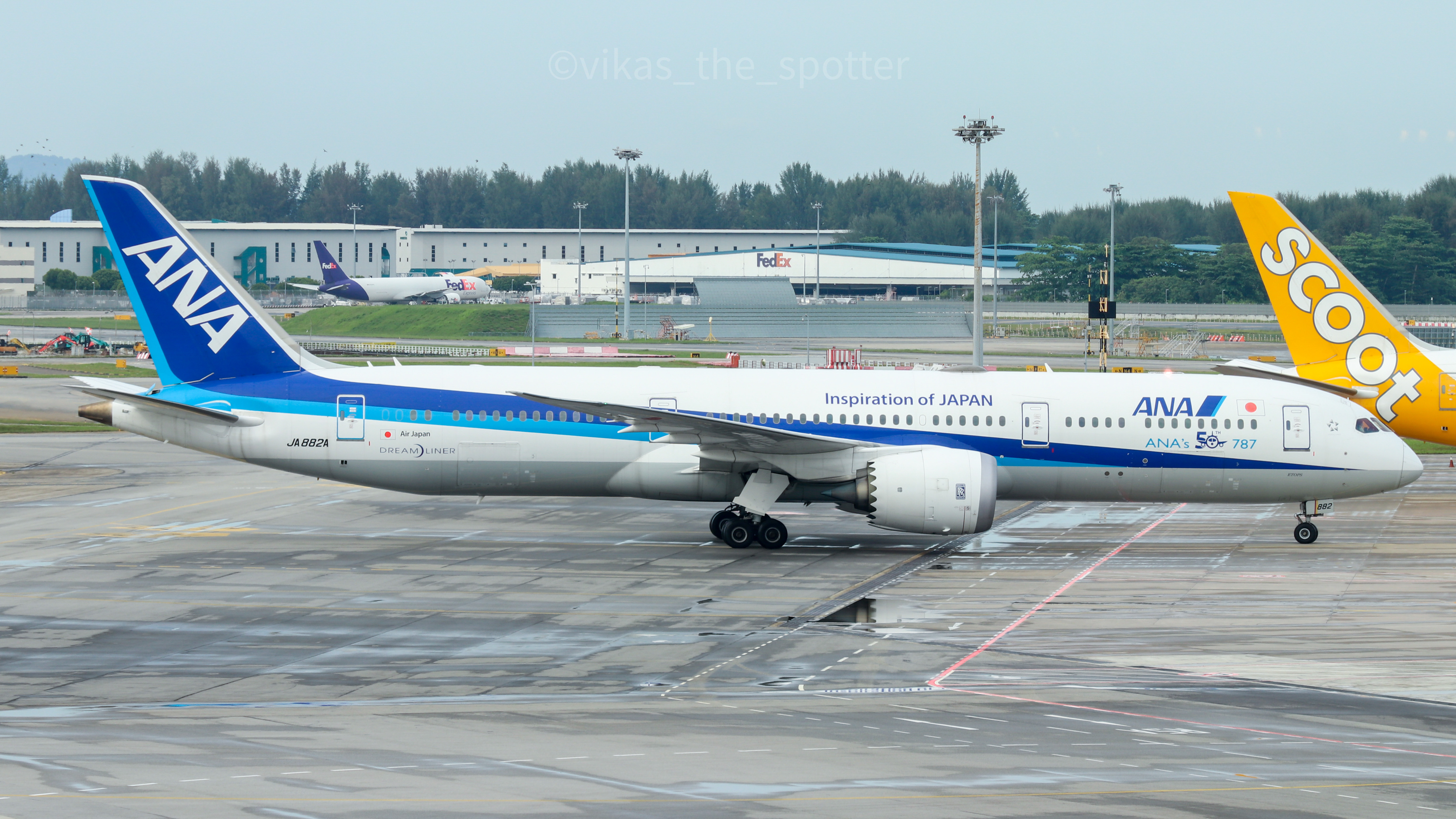Full size: All Nippon Airways Boeing 787-9 JA882A at Singapore-Changi Airport