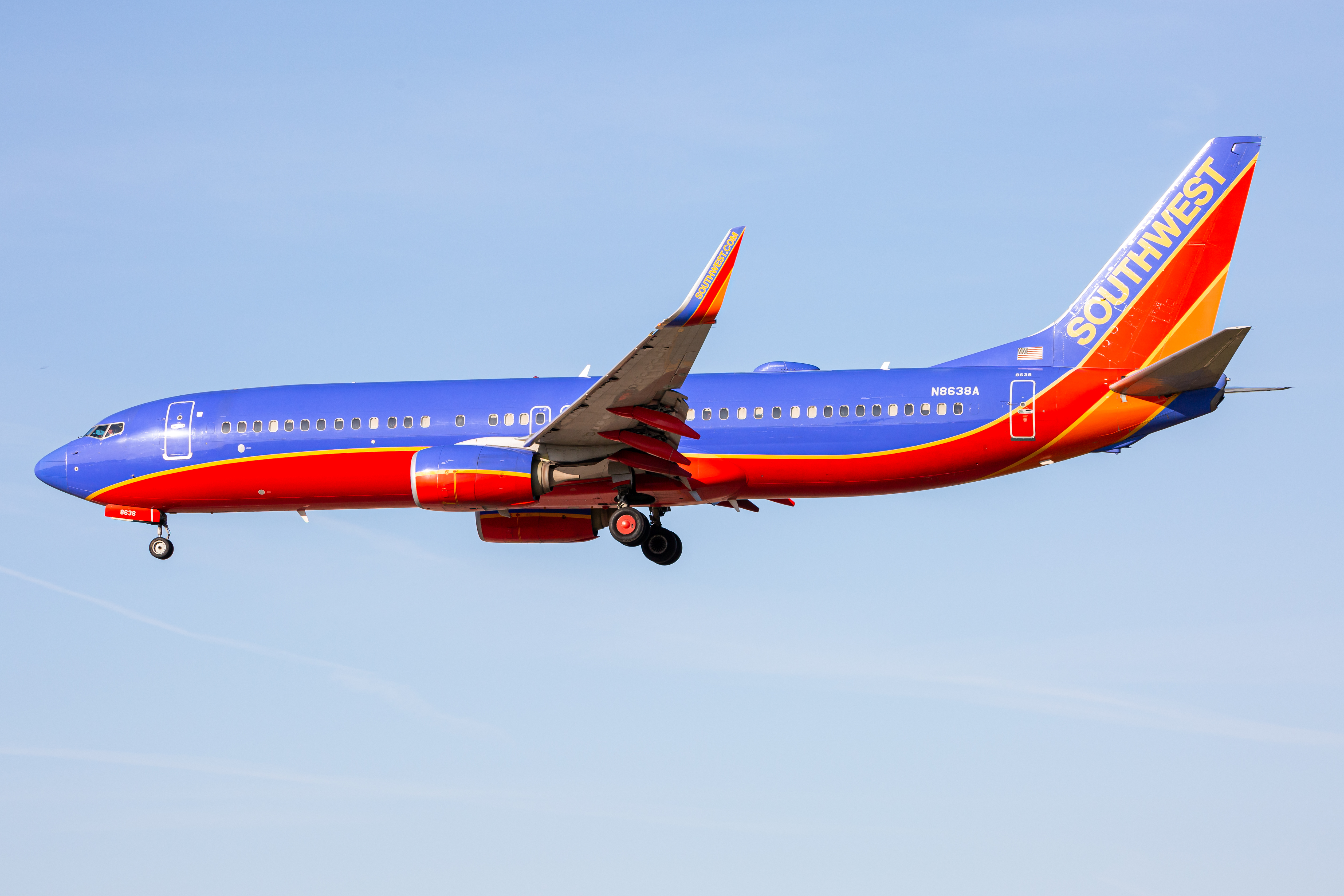 Full size: Southwest Airlines Boeing 737-800 N8638A at Baltimore/Washington International Thurgood Marshall Airport