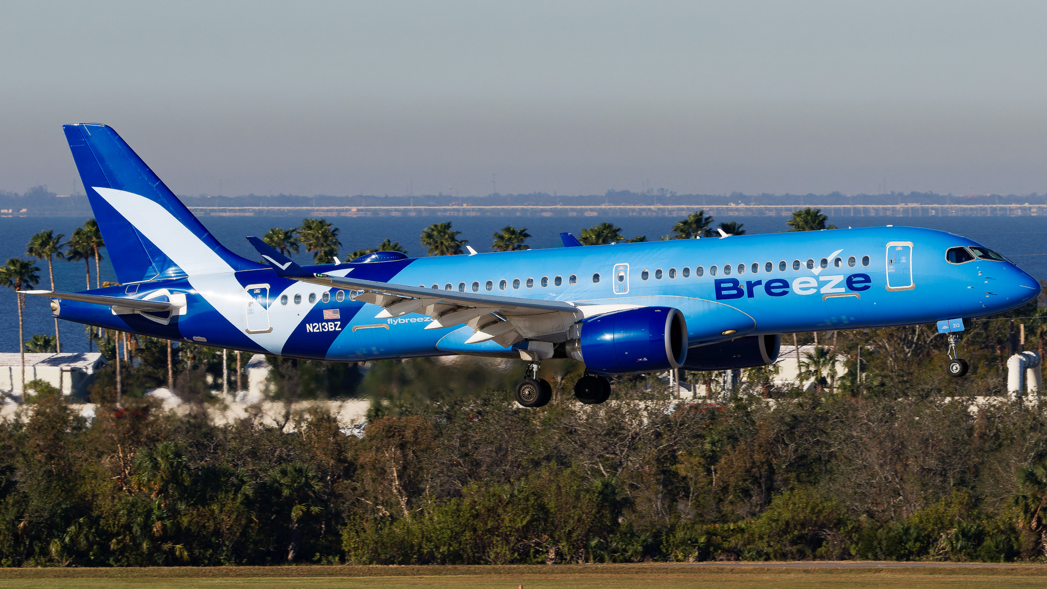 Full size: Breeze Airways Airbus A220-300 N213BZ at Tampa International Airport
