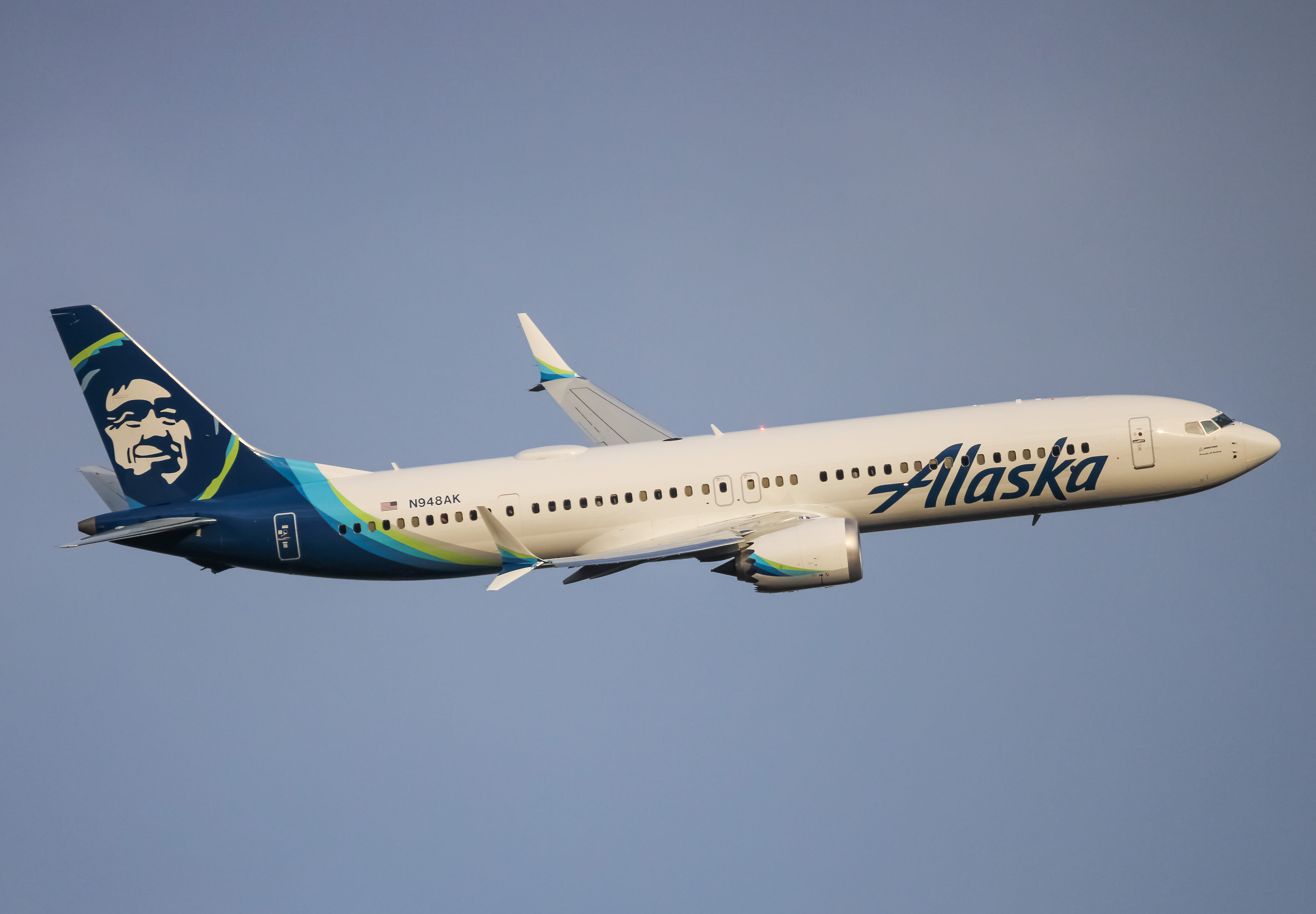 Full size: Alaska Airlines Boeing 737 MAX 9 N948AK at Baltimore/Washington International Thurgood Marshall Airport