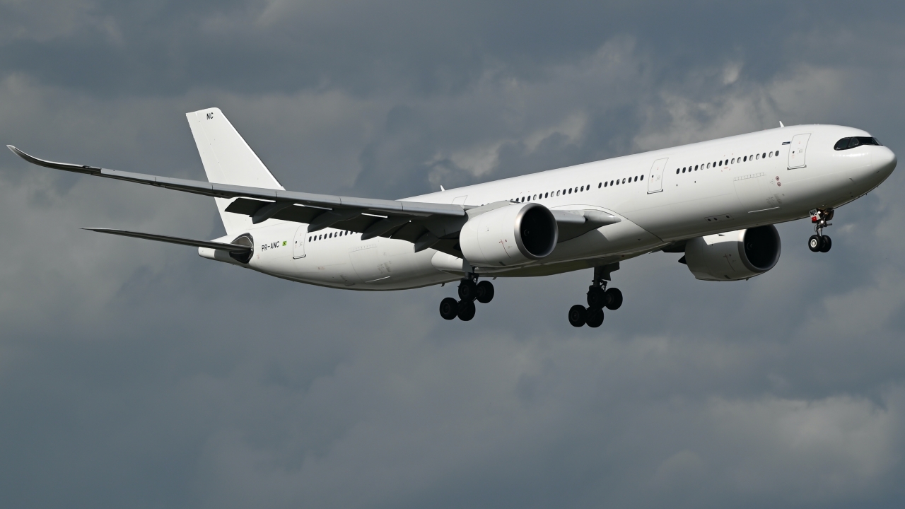 Full size: Azul  Airbus A330-900 PR-ANC at Orlando International Airport