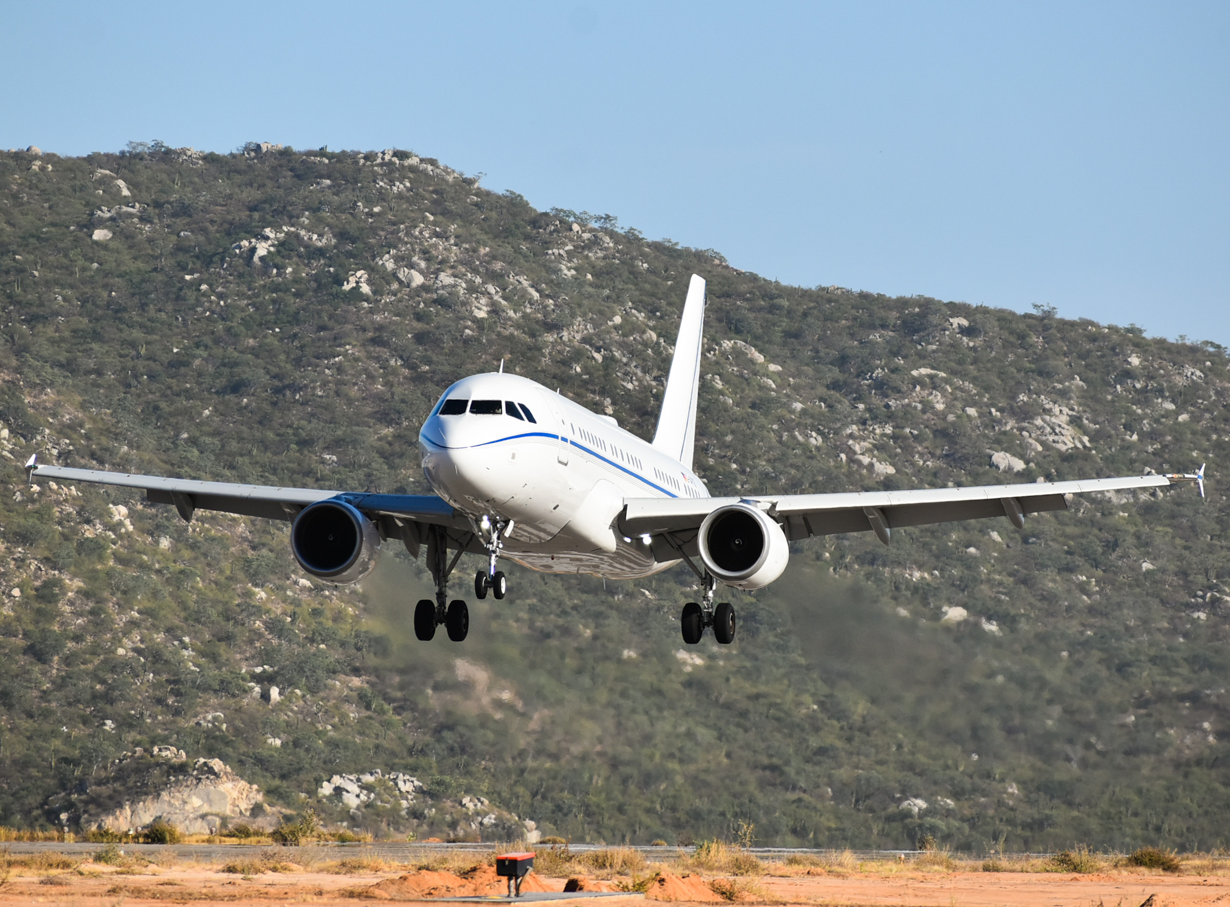Full size: PRIVATE Airbus A319 D-APGS at Aeropuerto de Cabo San Lucas Internacional