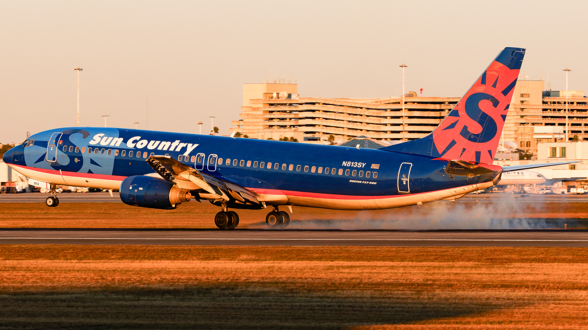 N813SY) Sun Country Airlines Boeing 737-800 by Dalton Hoch