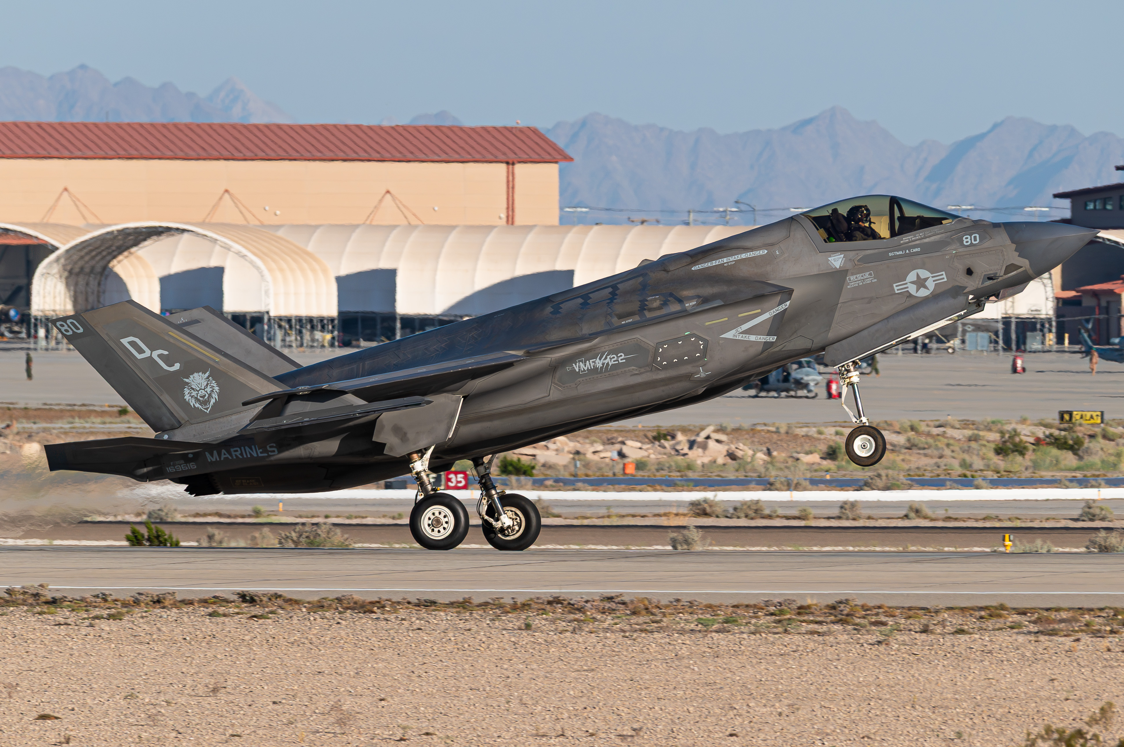 Full size: USMC - United States Marine Corp Lockheed Martin F-35 Lightning 169616 at 