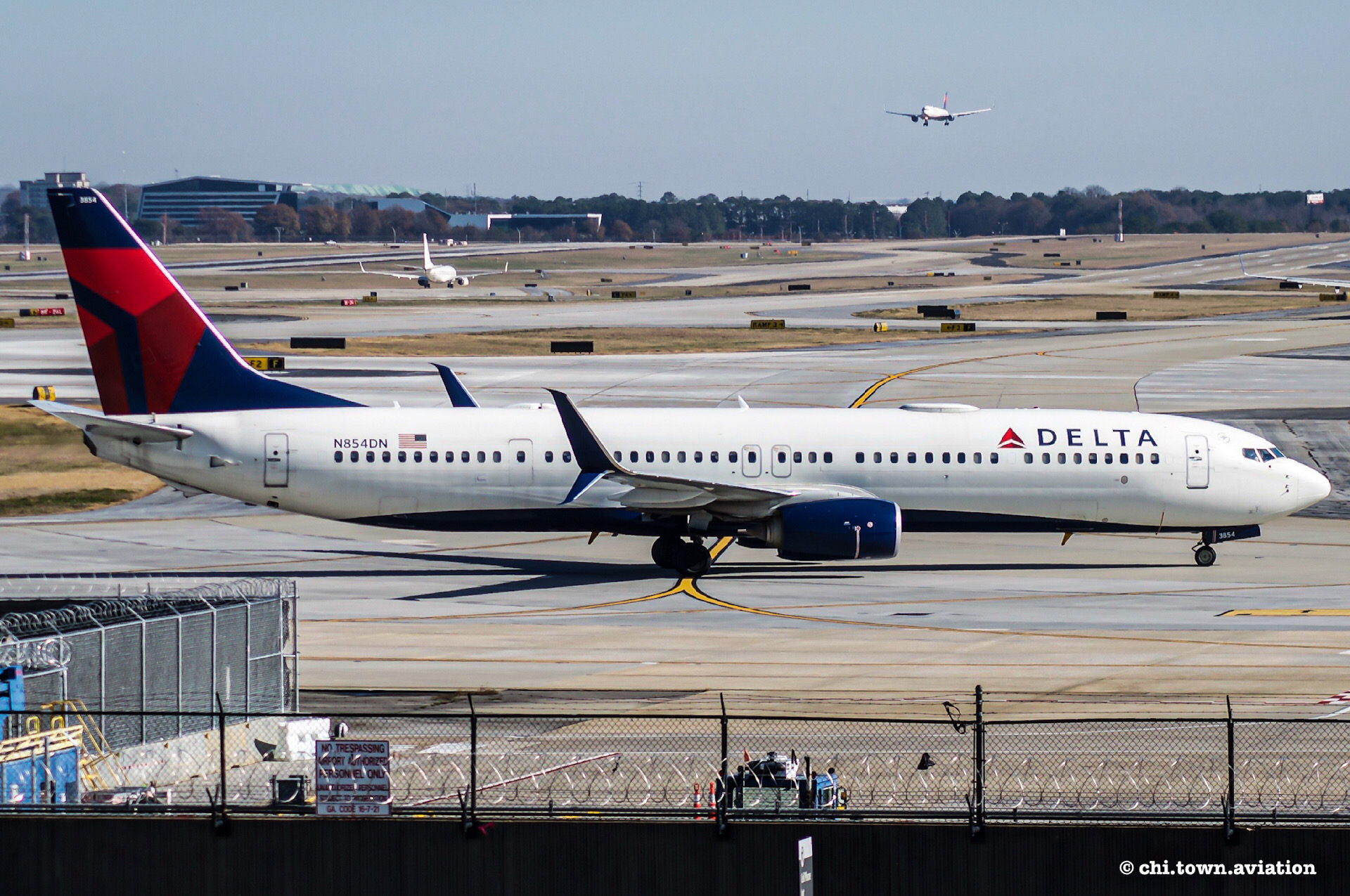 Full size: Delta Airlines Boeing 737-900ER N854DN at Hartsfield-Jackson Atlanta International Airport