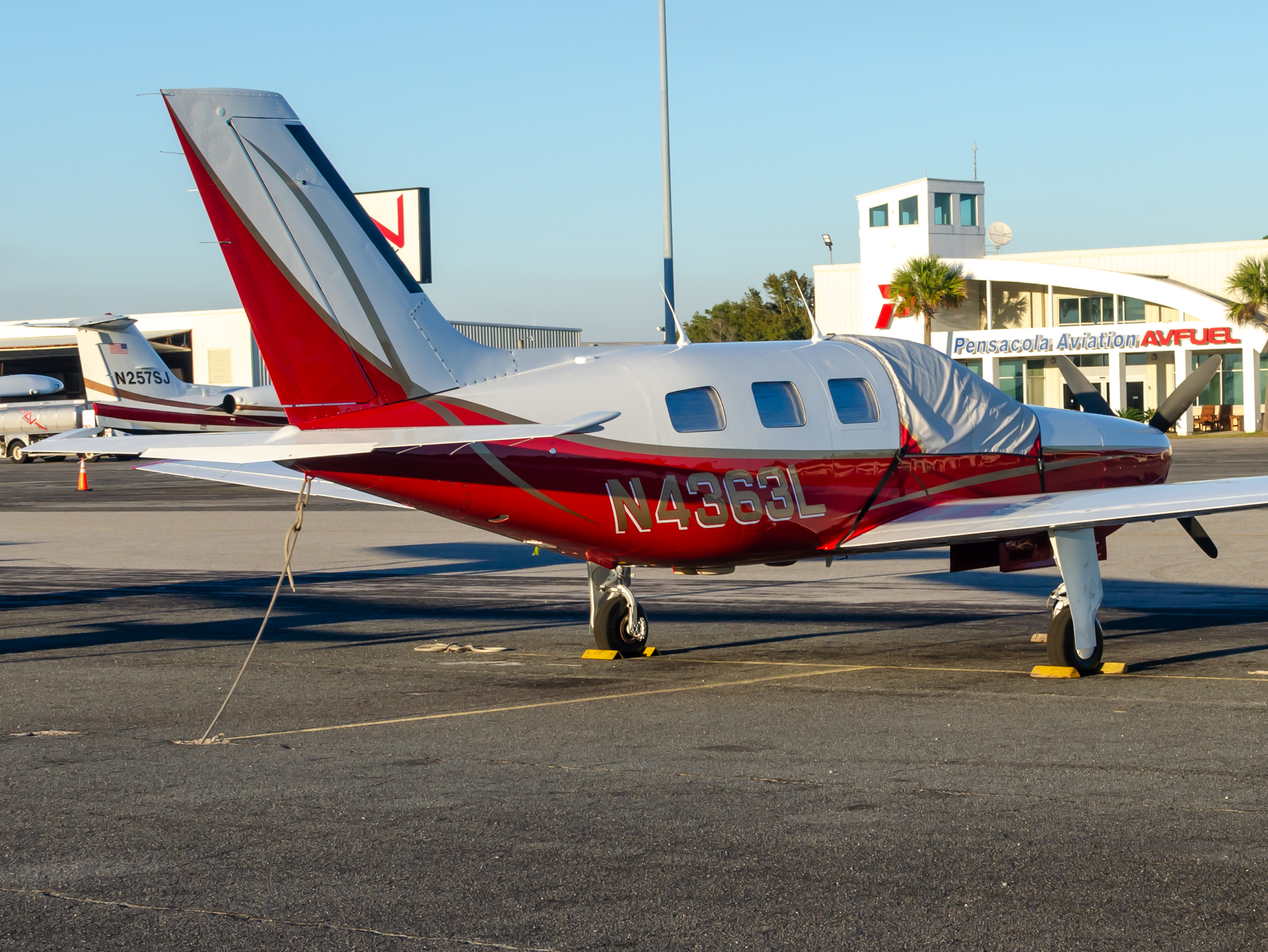 Full size: PRIVATE Piper PA-46 Malibu  N4363L at Pensacola International Airport