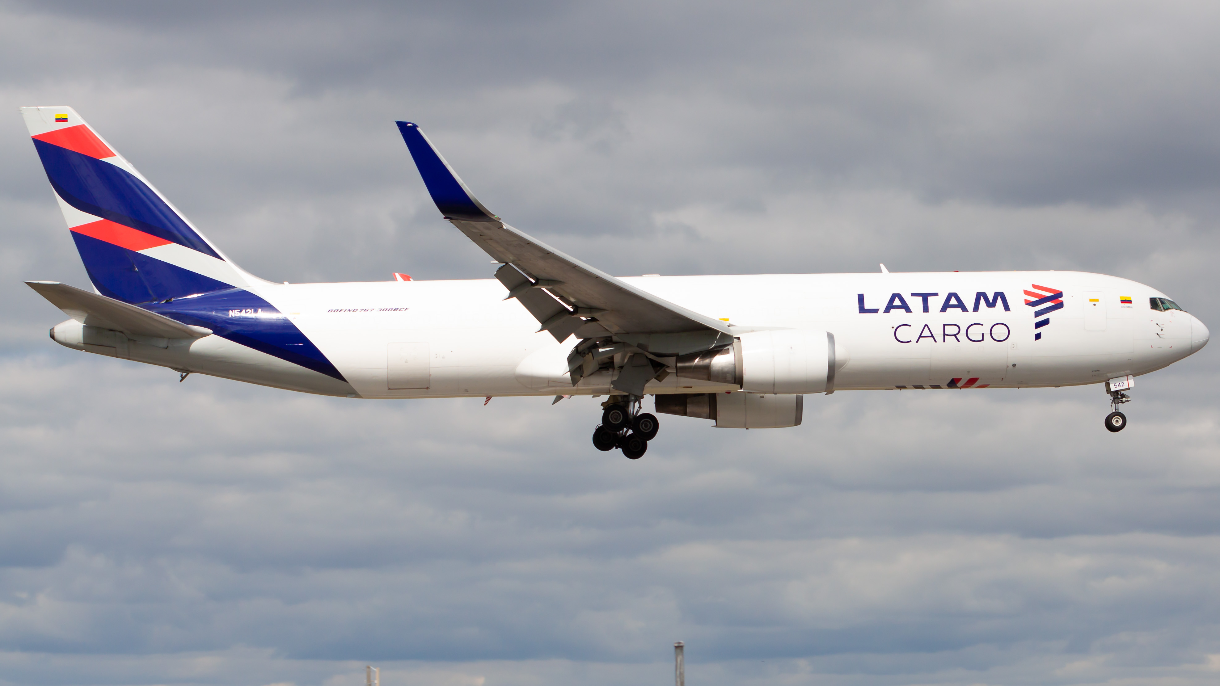 Full size: LATAM Cargo Boeing 767-300F N542LA at Miami International Airport