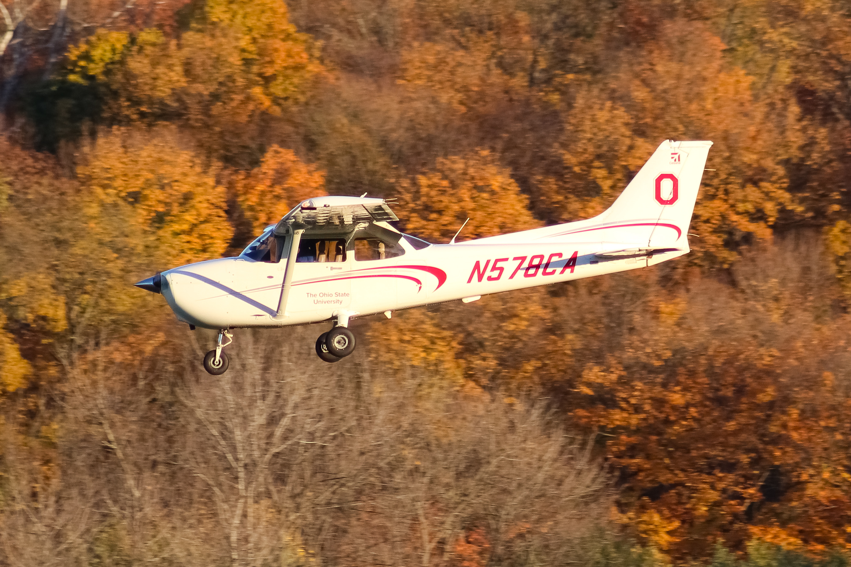Full size: PRIVATE  Cessna 172 N578CA at Cincinnati Municipal Airport/Lunken Field