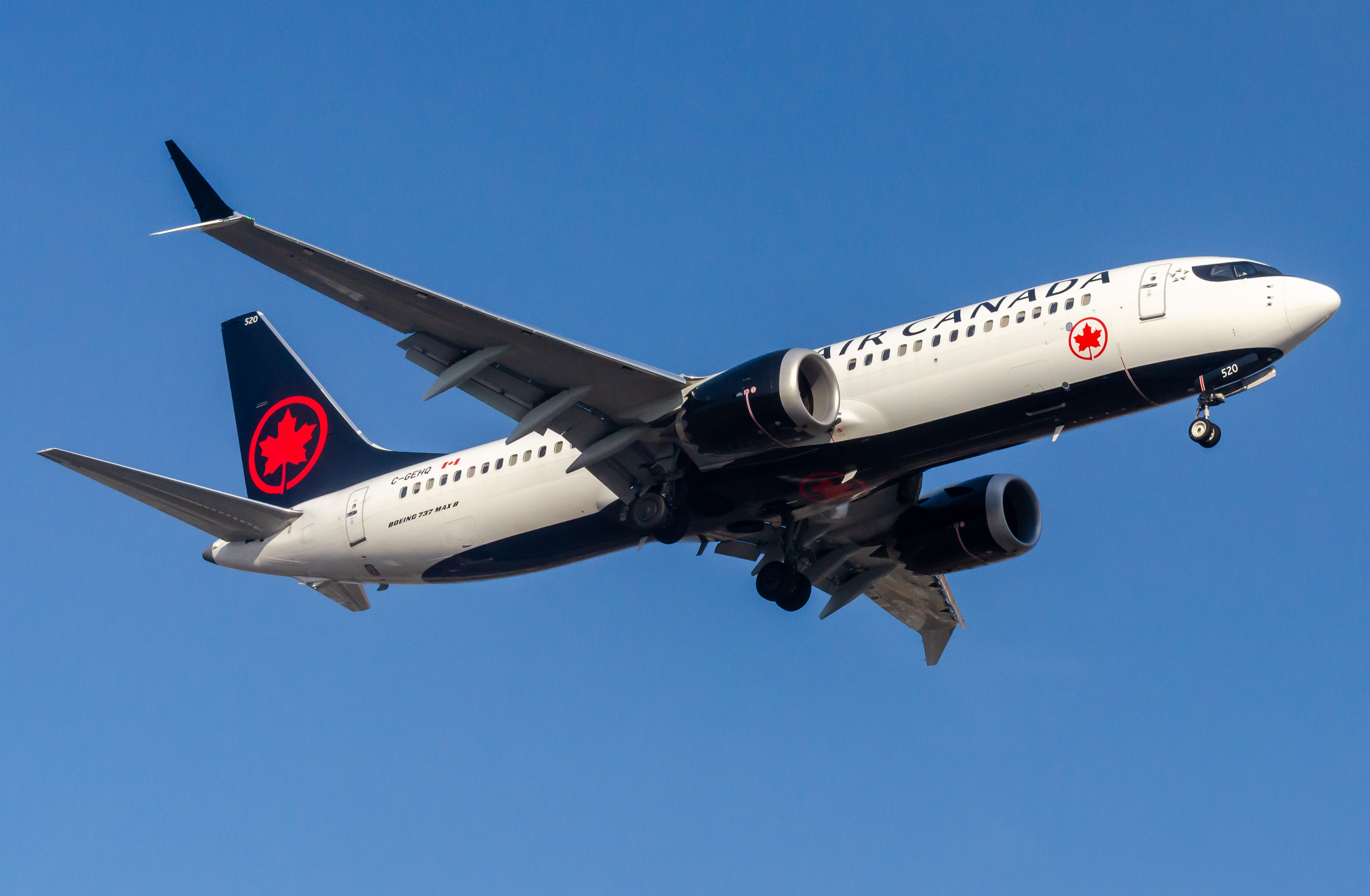 Full size: Air Canada Boeing 737 MAX 8 C-GEHQ at Newark Liberty International Airport