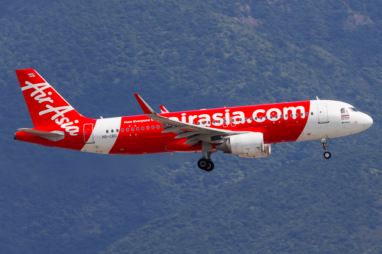 Full size: AirAsia Airbus A320 HS-CBD at Hong Kong International Airport