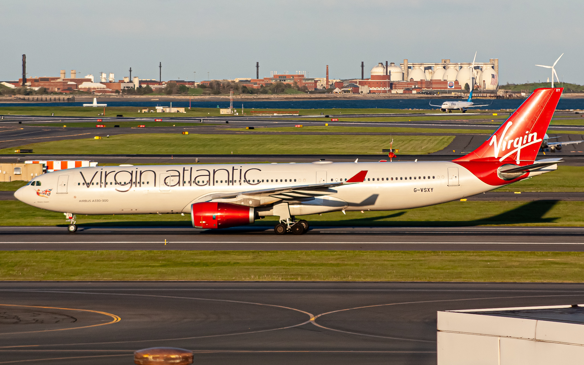 Full size: Virgin Atlantic Airbus A330-300 G-VSXY at General Edward Lawrence Logan International Airport