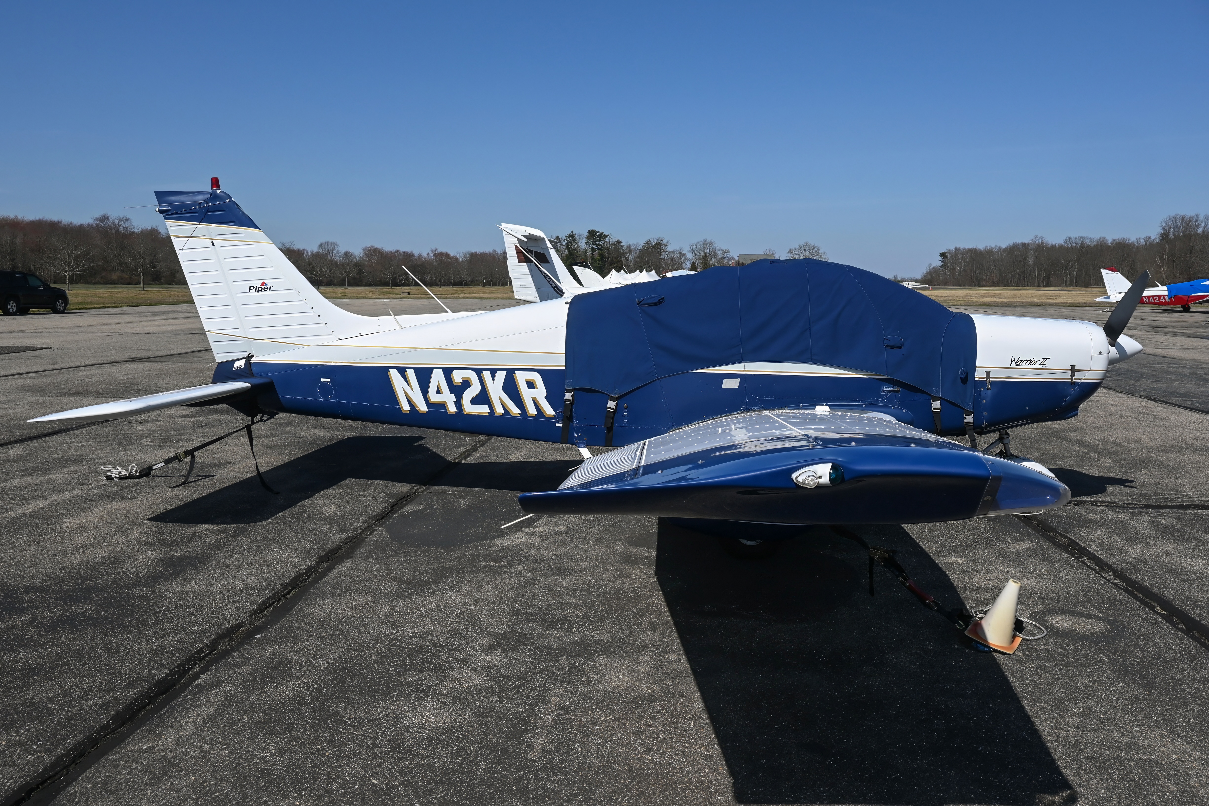 Full size: PRIVATE Piper PA-28-161 N42KR at Flying W Airport