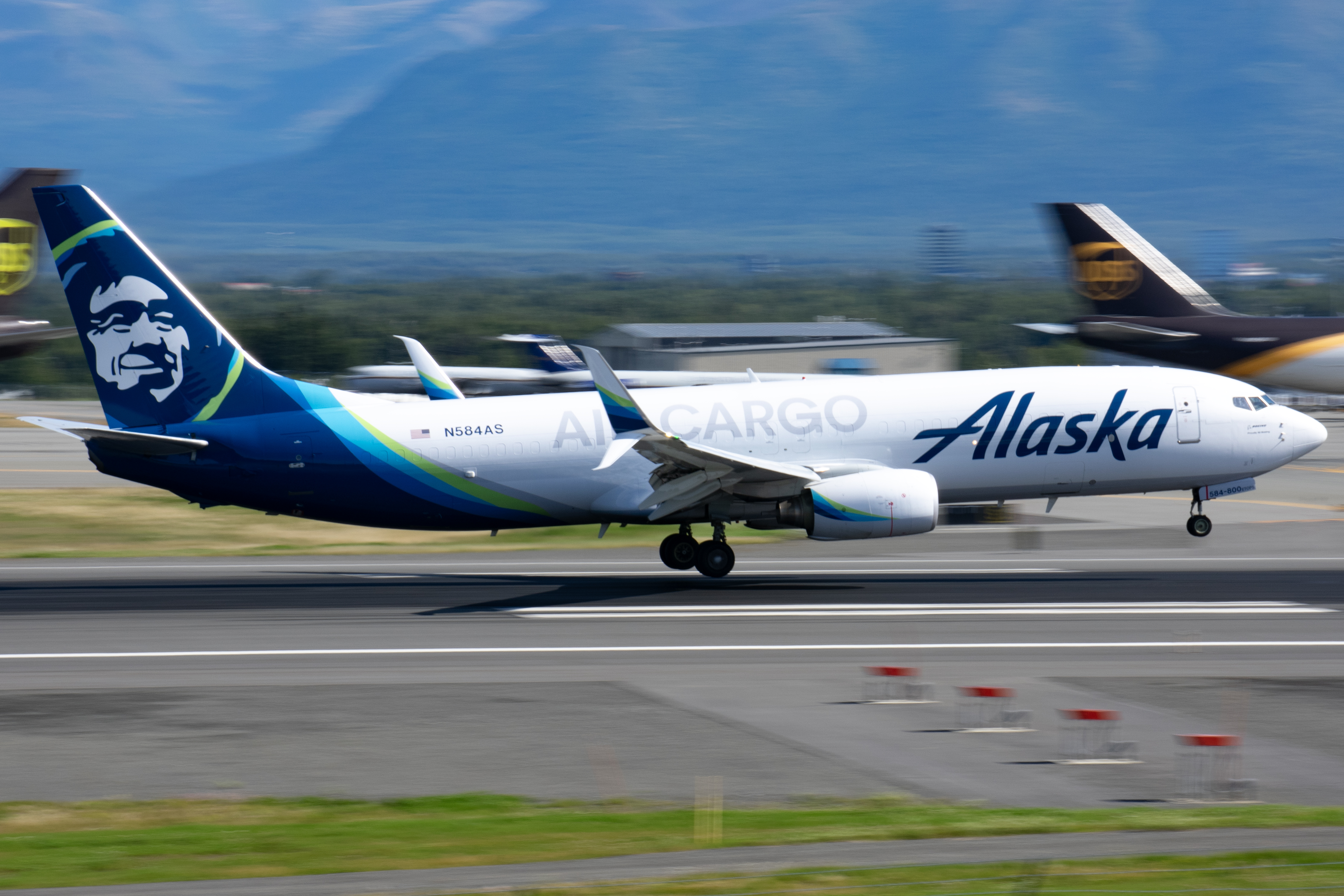 Full size: Alaska Air Cargo Boeing 737-800 N584AS at Anchorage Ted Stevens International Airport