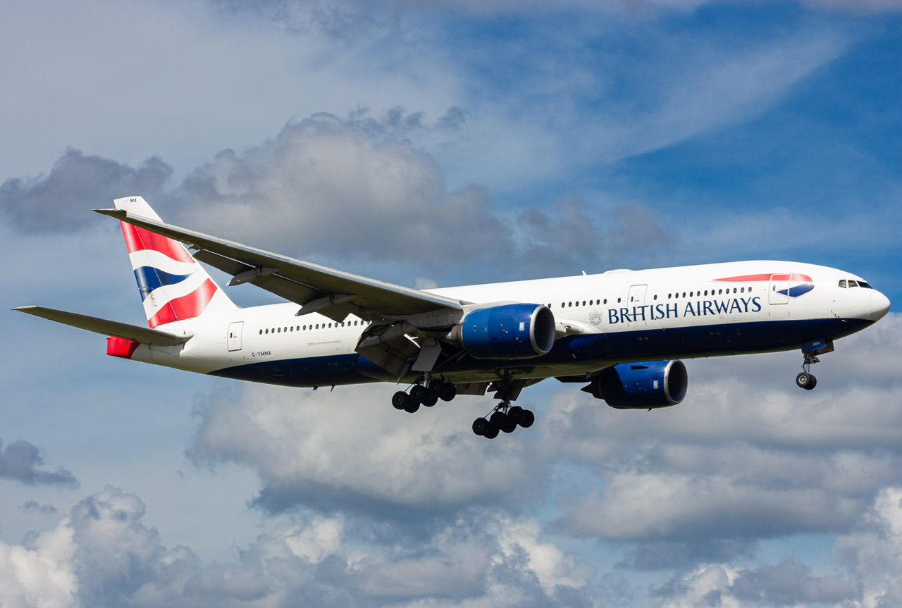 Full size: British Airways Boeing 777-200ER G-YMMA at Tampa International Airport