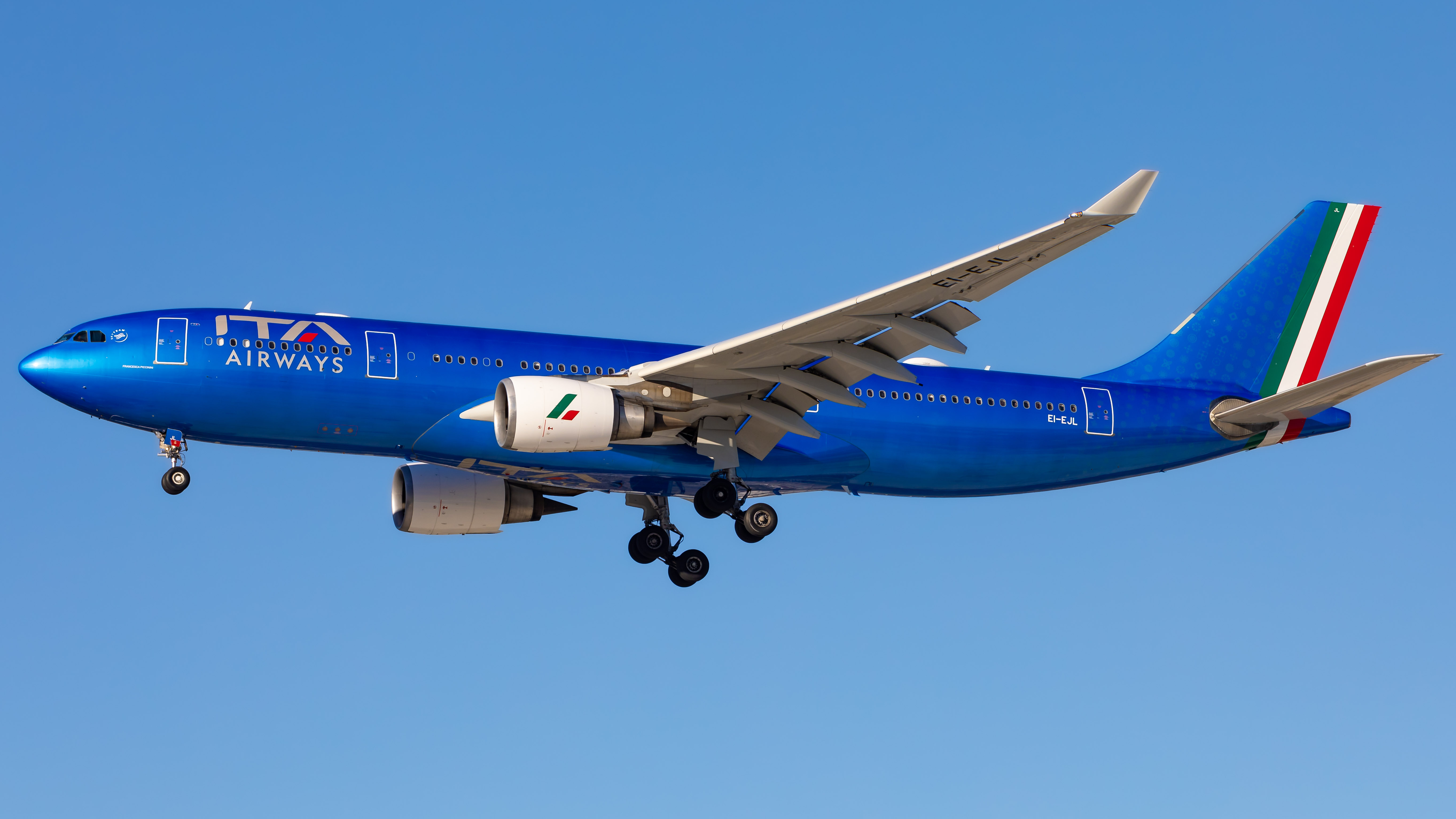 Full size: ITA Airways Airbus A330-200 EI-EJL at Miami International Airport