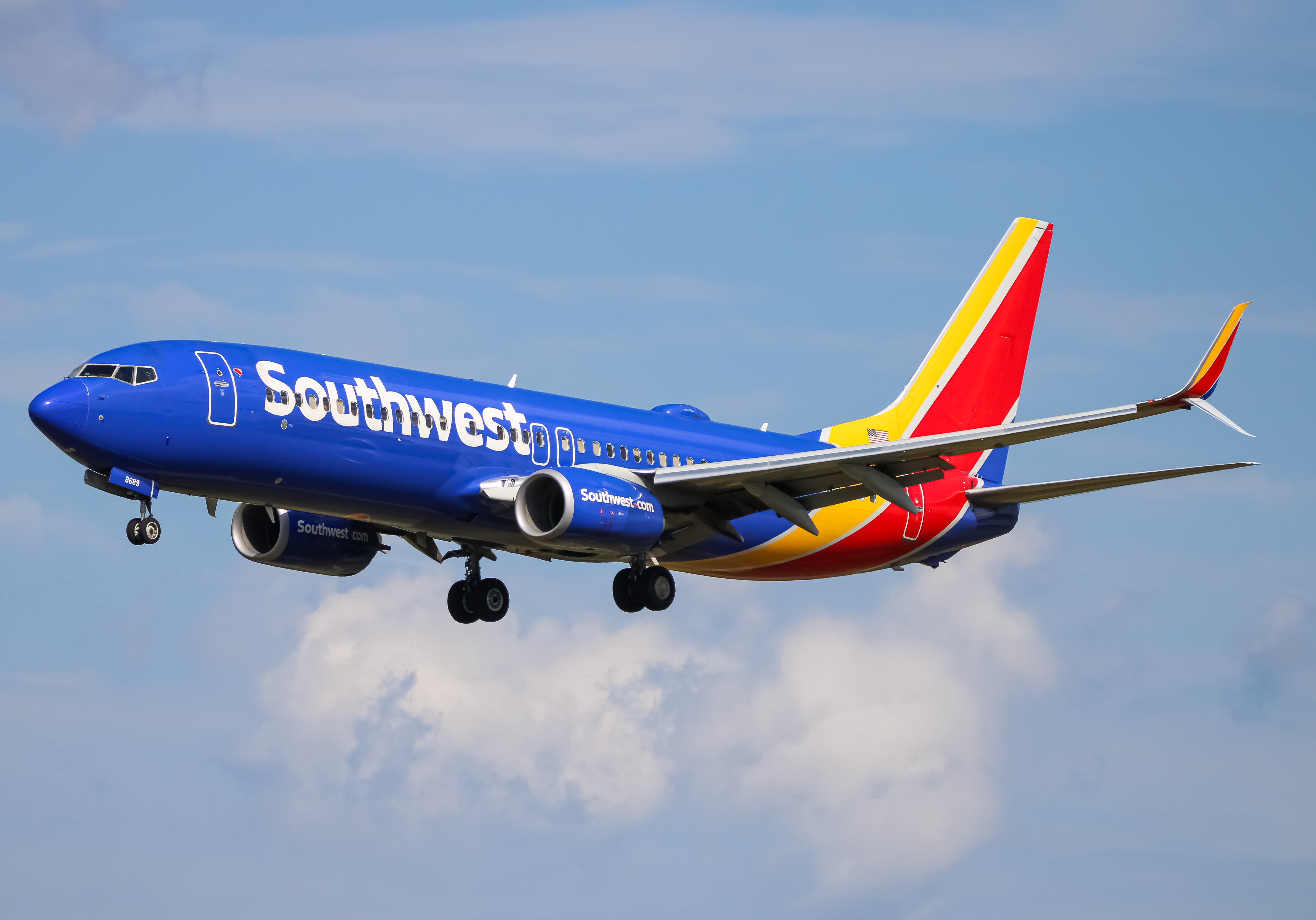 Full size: Southwest Airlines Boeing 737-800 N8689C at Baltimore/Washington International Thurgood Marshall Airport