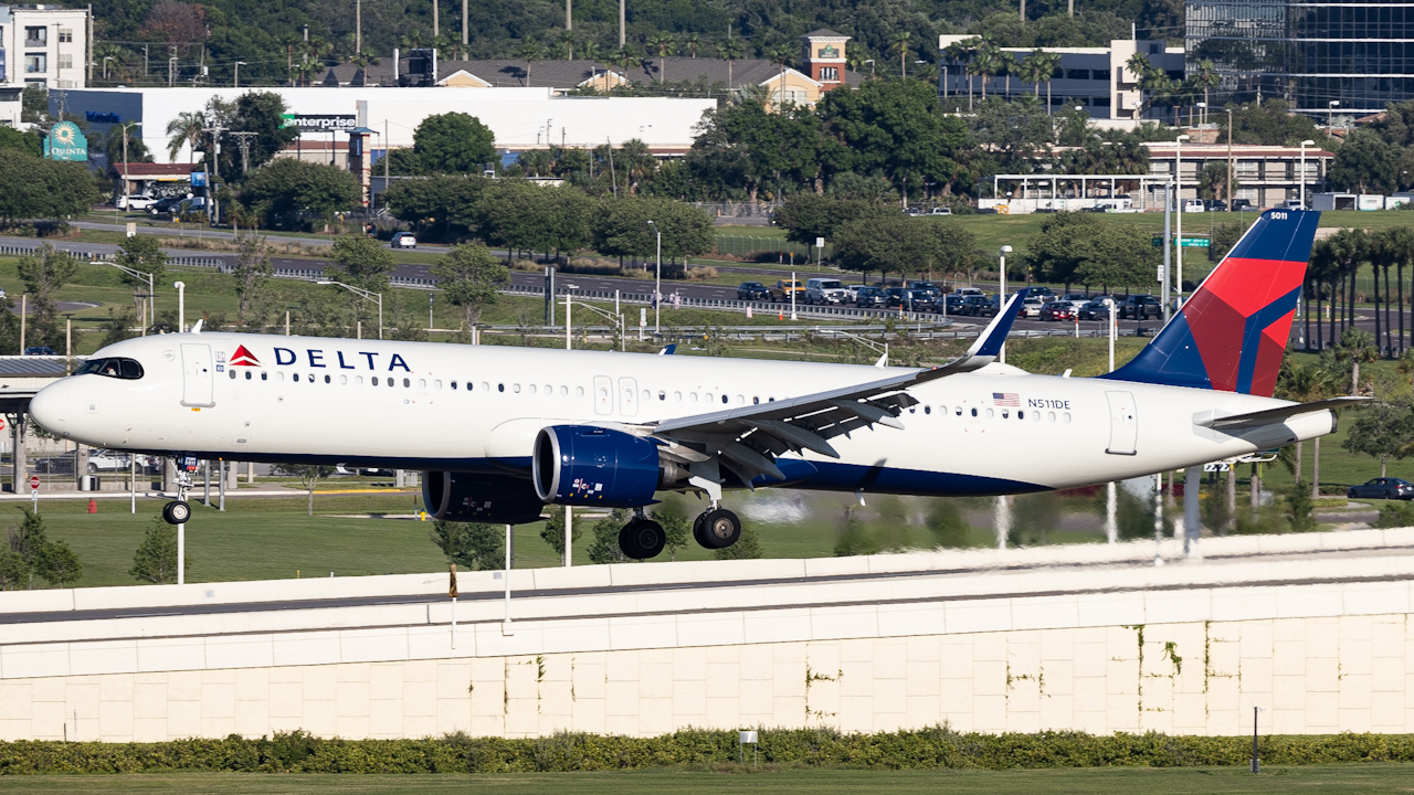 Full size: Delta Airlines Airbus A321NEO N511DE at Tampa International Airport
