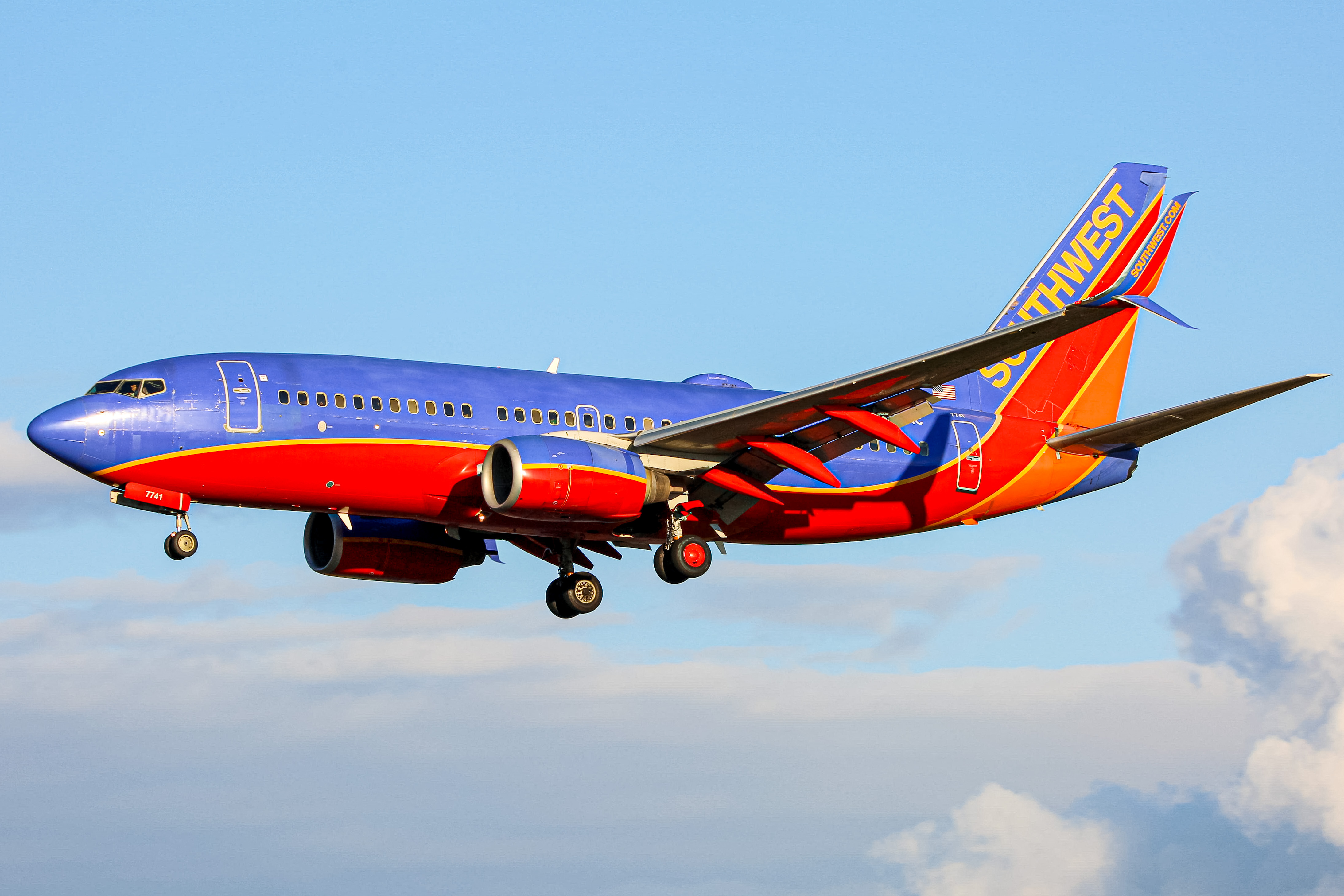 Full size: Southwest Airlines Boeing 737-700 N7741C at Baltimore/Washington International Thurgood Marshall Airport