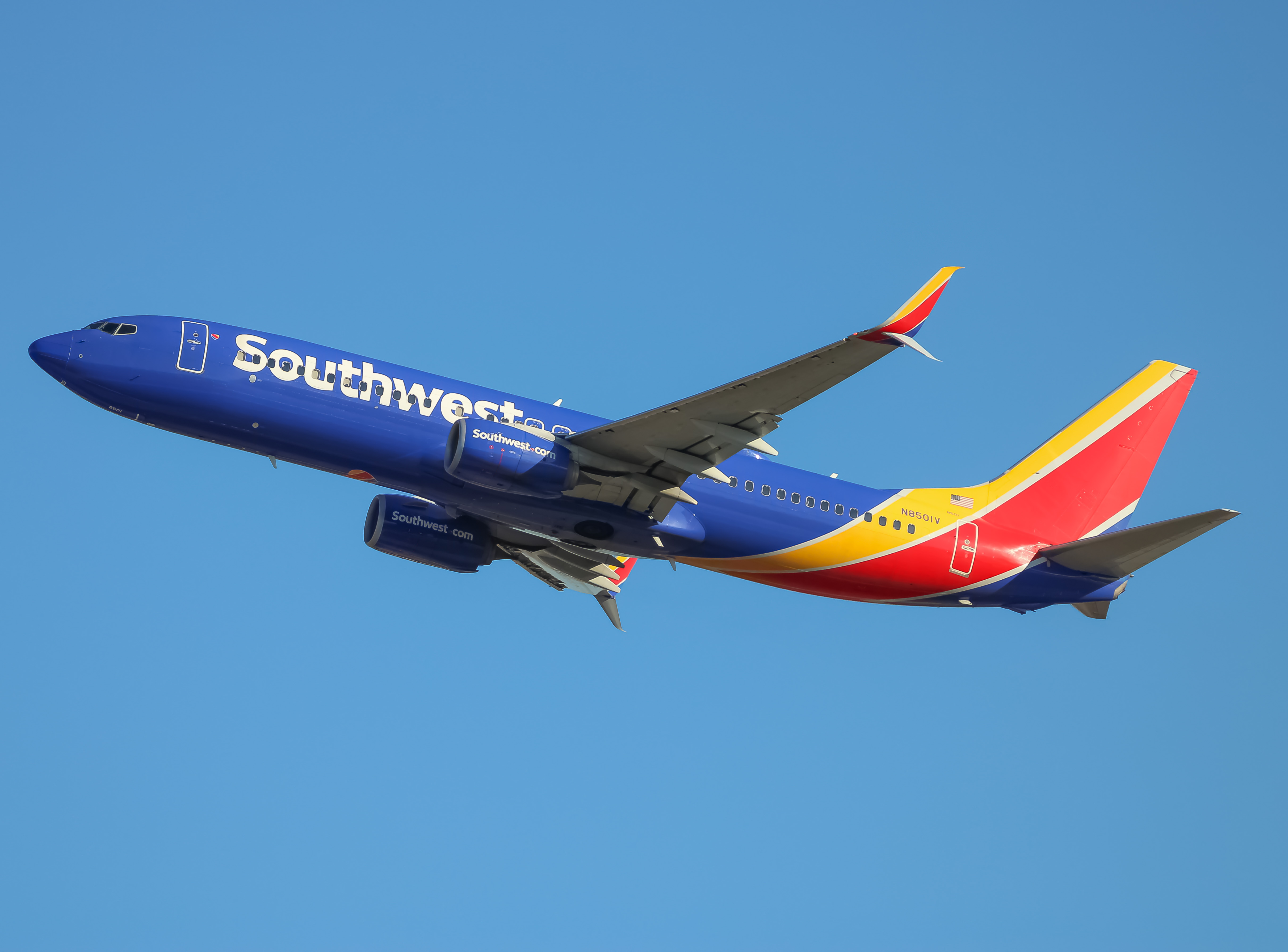 Full size: Southwest Airlines Boeing 737-800 N8501V at Baltimore/Washington International Thurgood Marshall Airport