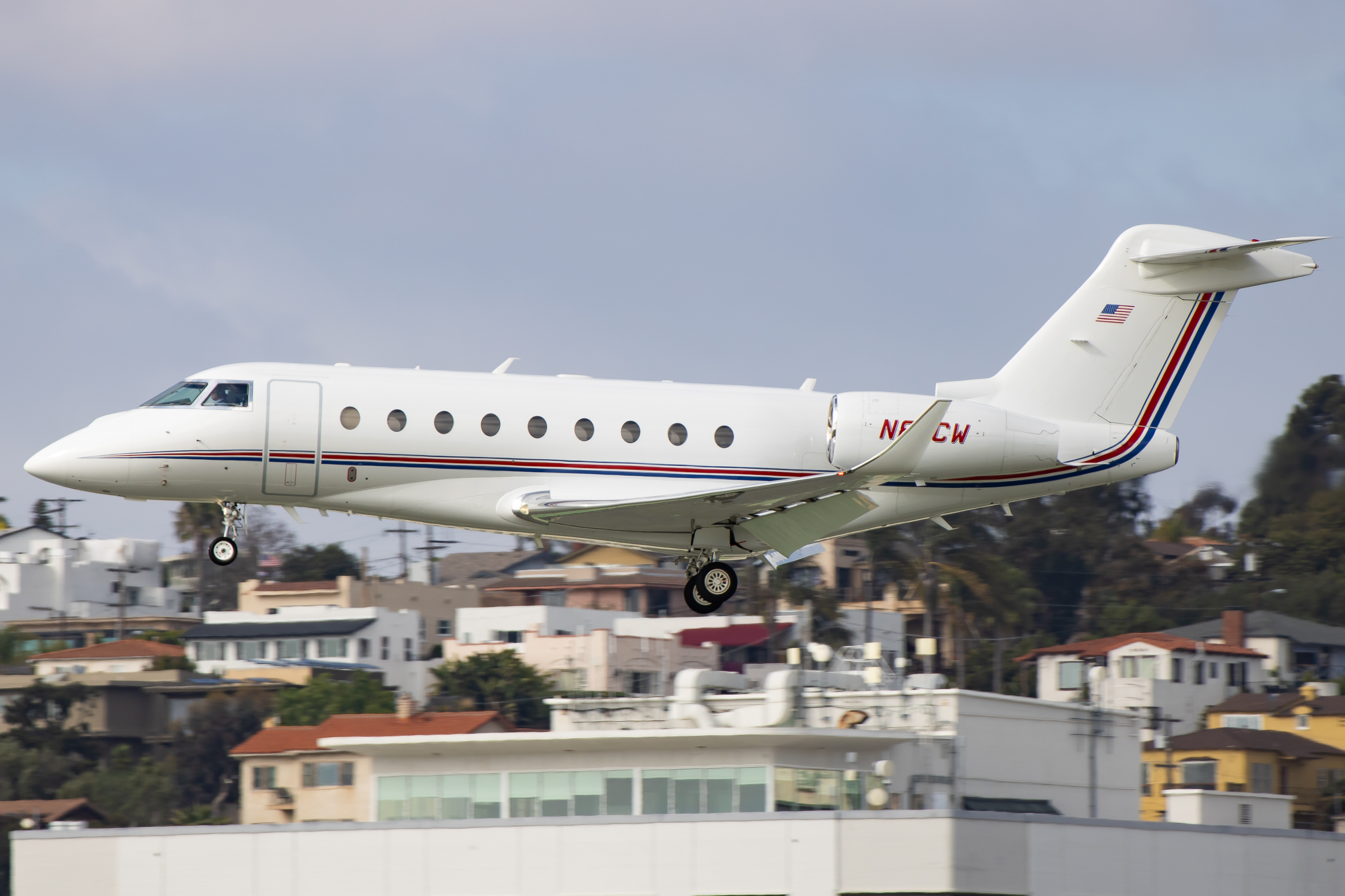 Full size: PRIVATE Gulfstream G280 N84CW at San Diego International Airport
