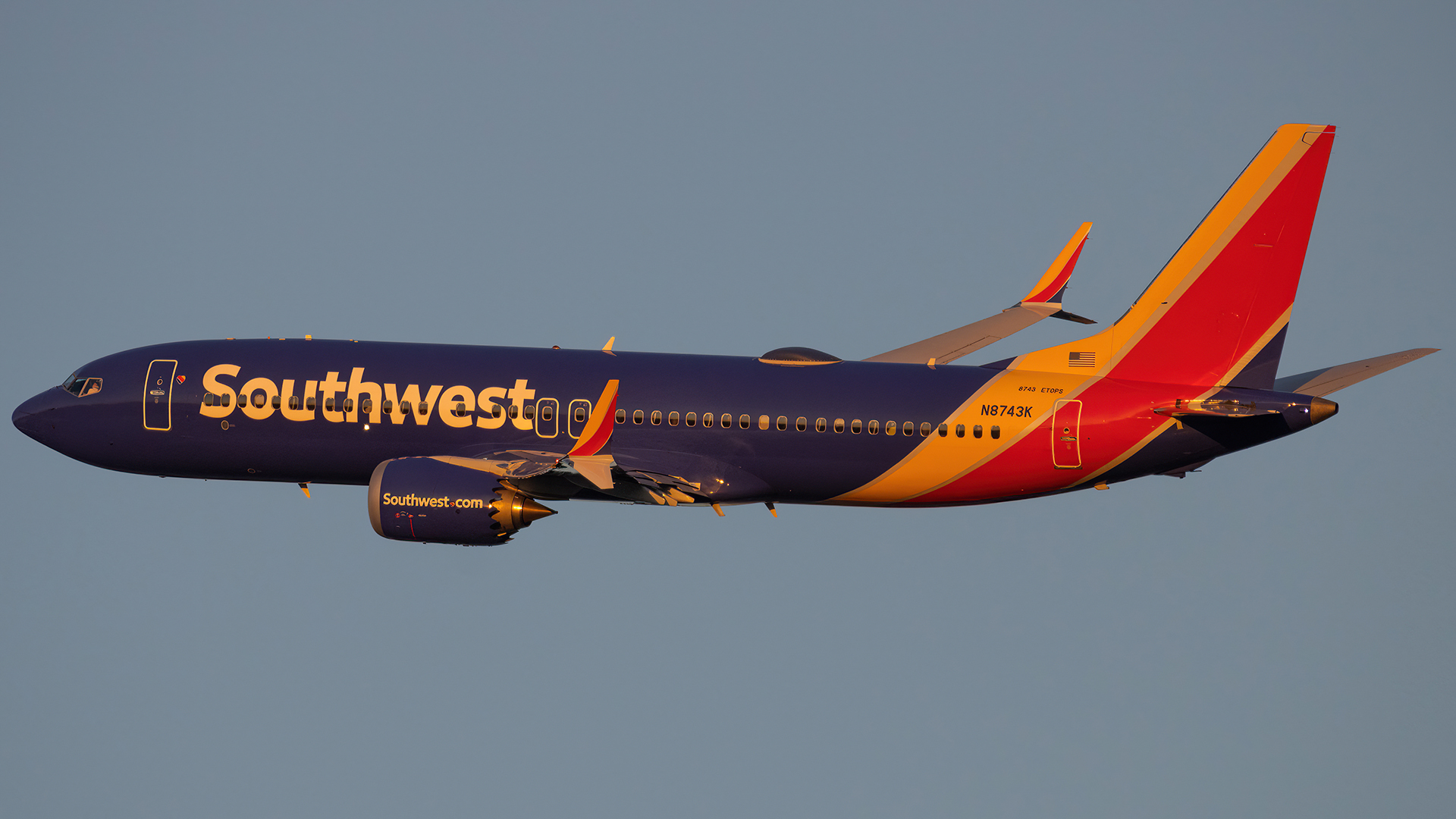 Full size: Southwest Airlines Boeing 737 MAX 8 N8743K at Ronald Reagan National Airport