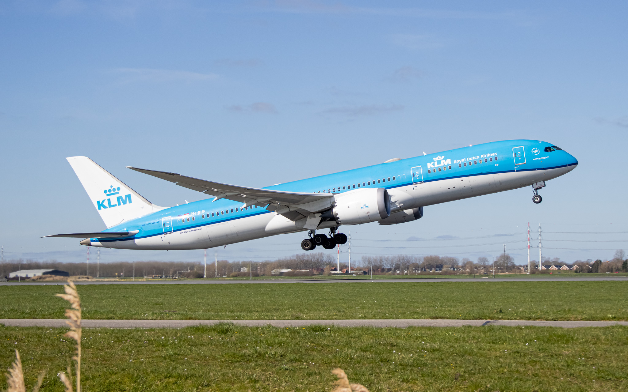 Full size: KLM Boeing 787-9 PH-BHF at Amsterdam Schiphol Airport