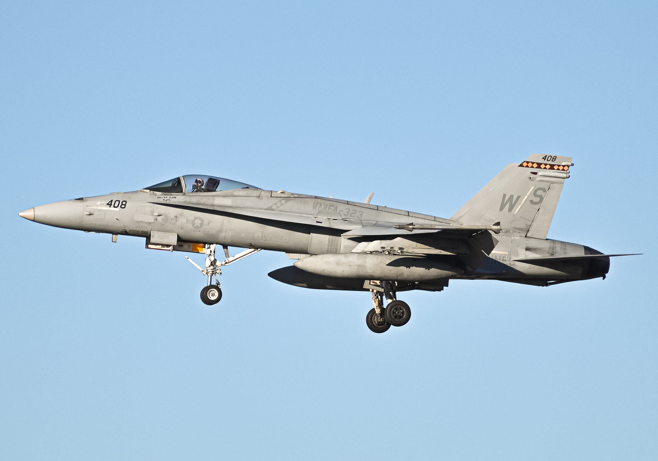 Full size: USMC - United States Marine Corp McDonnel Douglas F/A-18 Hornet 164908 at Brown Field Municipal Airport