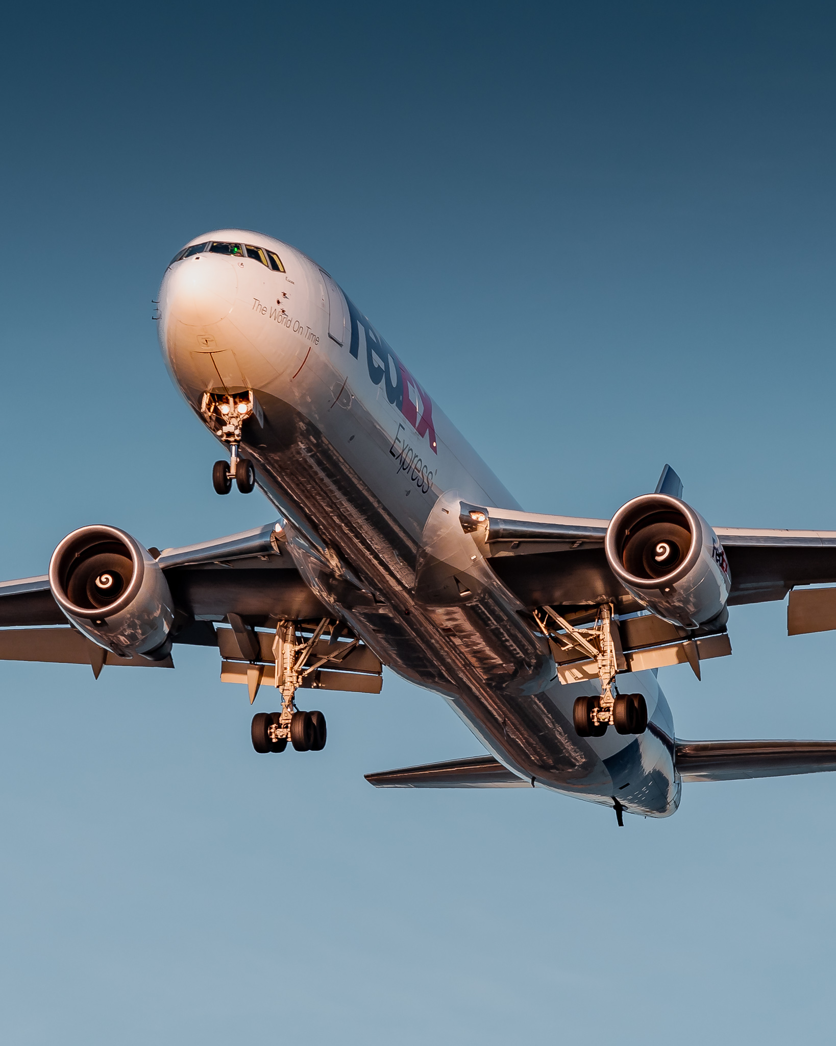 Full size: FedEx Boeing 767-300 N111FE at General Edward Lawrence Logan International Airport