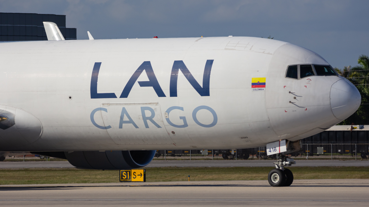 Full size: LATAM Cargo  Boeing 767-300F N418LA at Miami International Airport