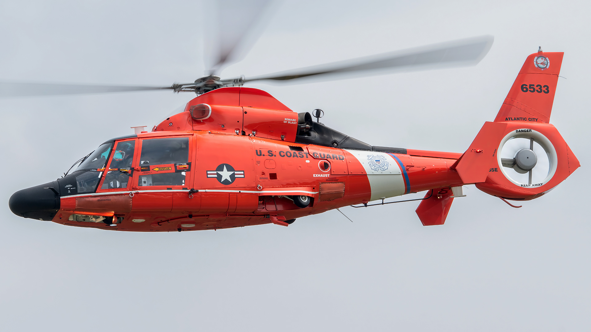 Full size: USCG - United States Coast Guard Eurocopter MH-65 6533 at College Park Airport