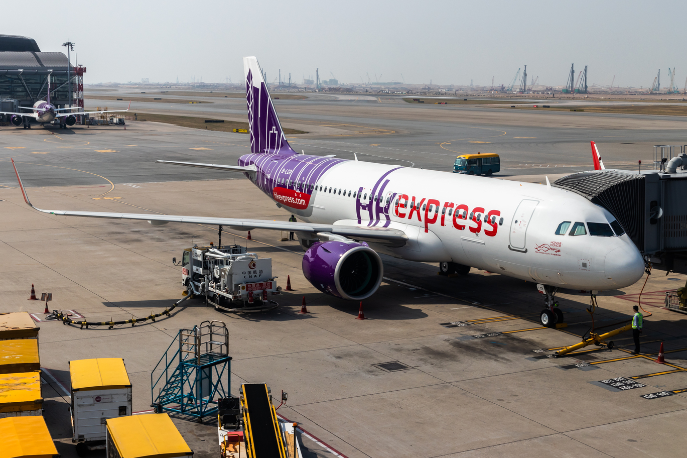 Full size: Hong Kong Express Airbus A320NEO B-LCR at Hong Kong International Airport