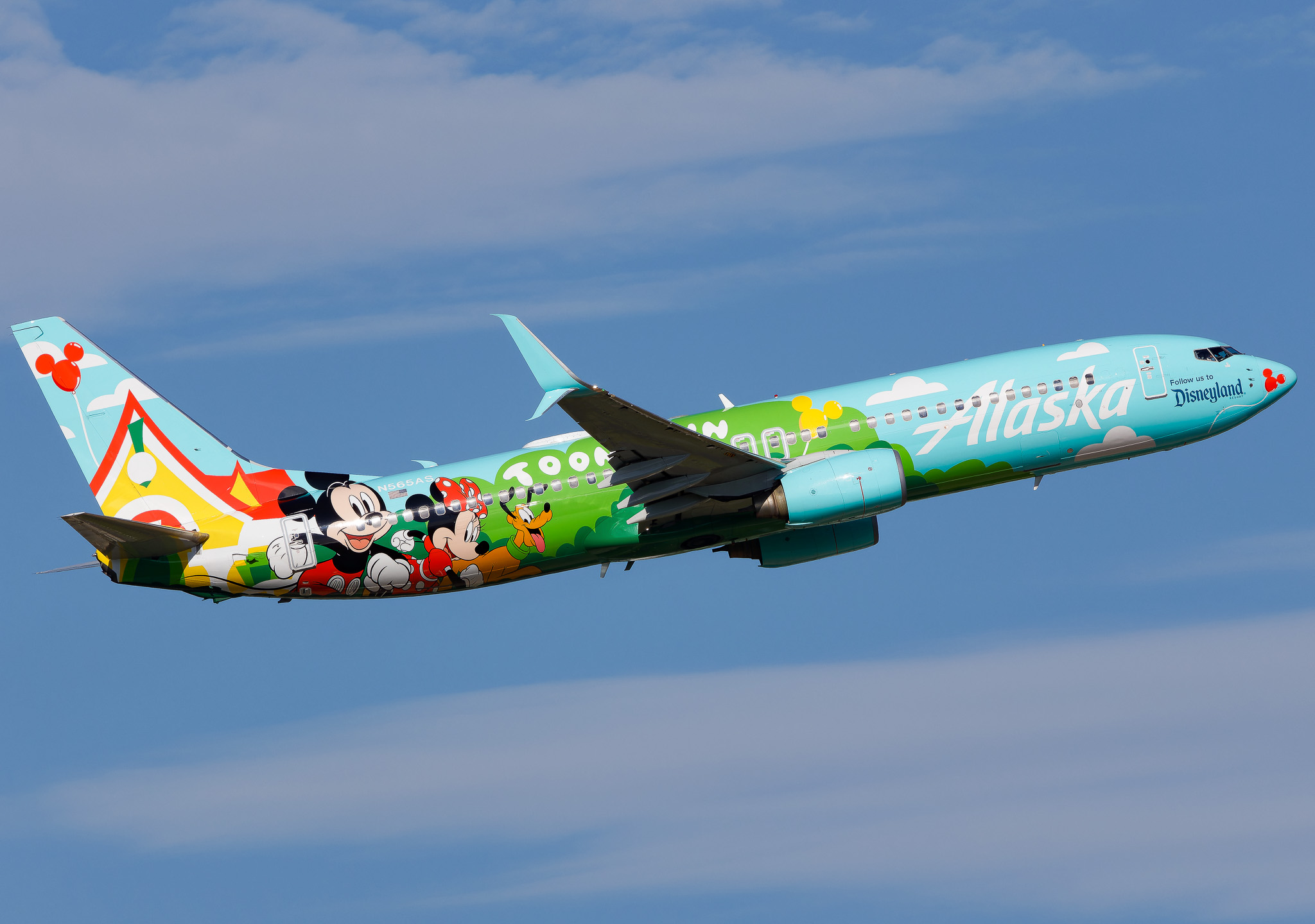 Full size: Alaska Airlines Boeing 737-800 N565AS at Tampa International Airport