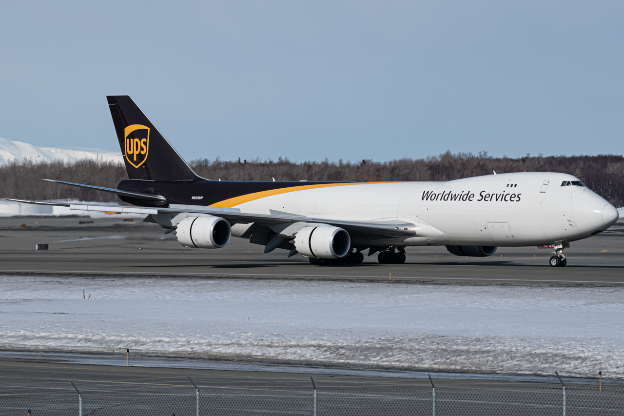 Full size: United Parcel Service Boeing 747-8F N609UP at Anchorage Ted Stevens International Airport