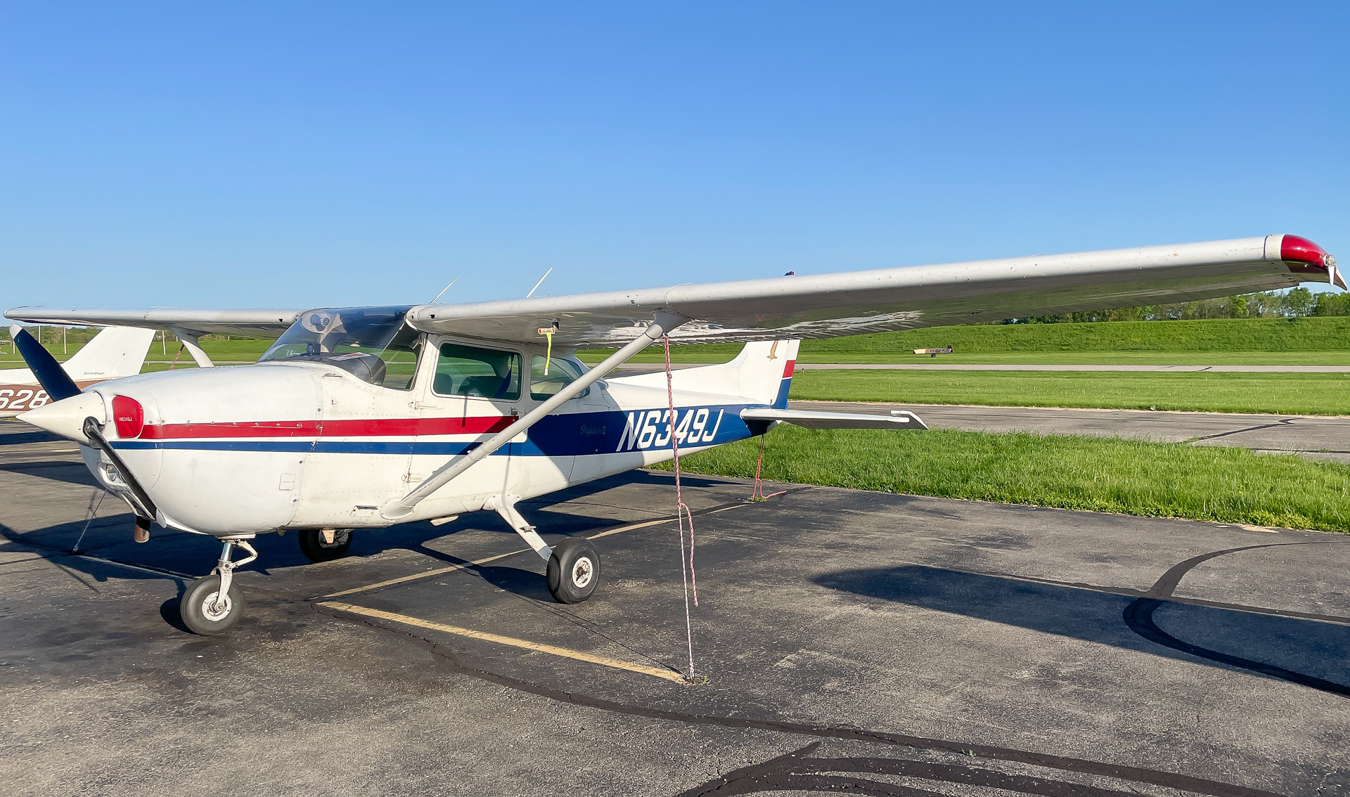 Full size: PRIVATE Cessna 172 N6349J at 