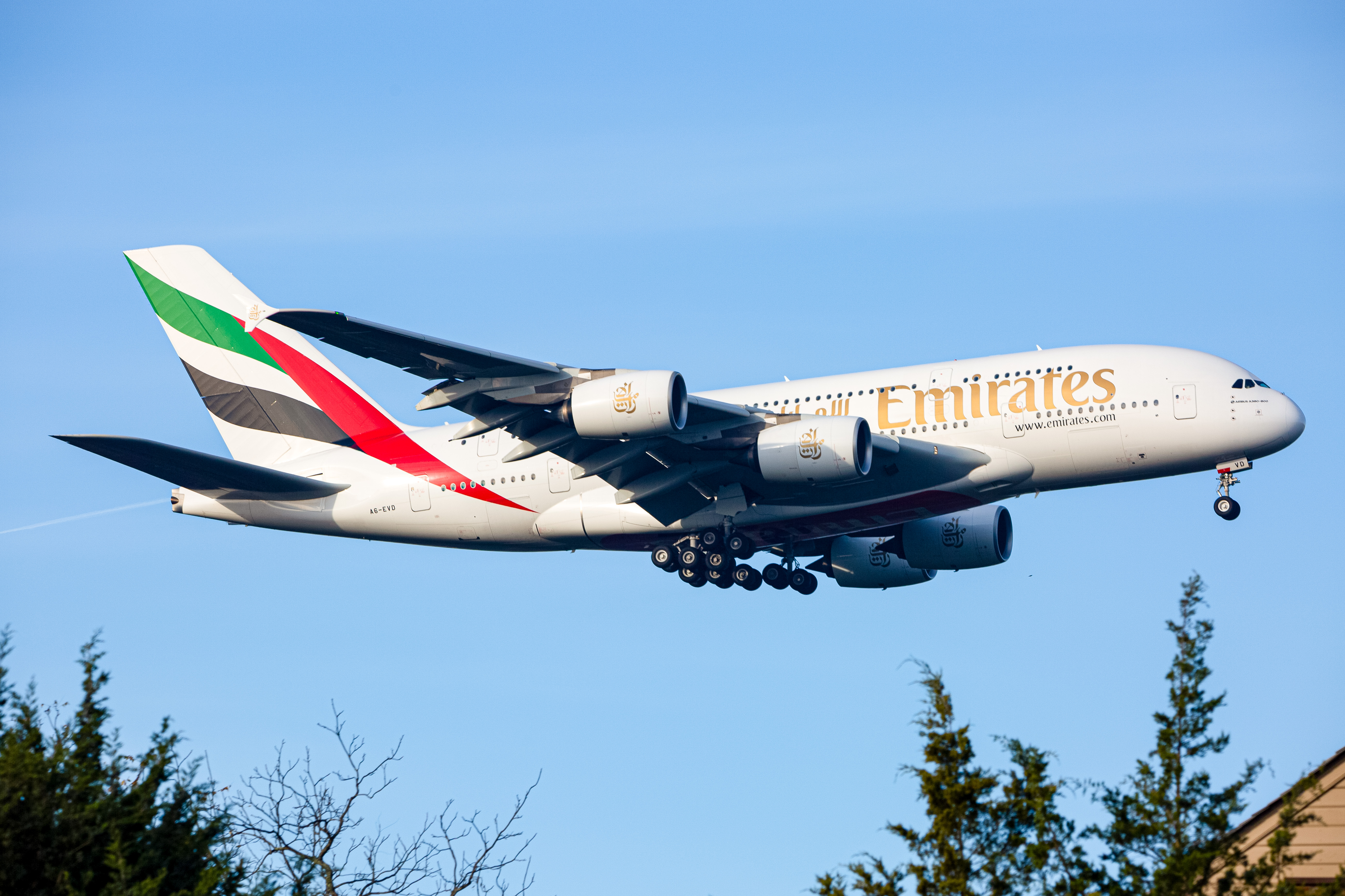 Full size: Emirates Airbus A380-800 A6-EVD at Washington Dulles International Airport