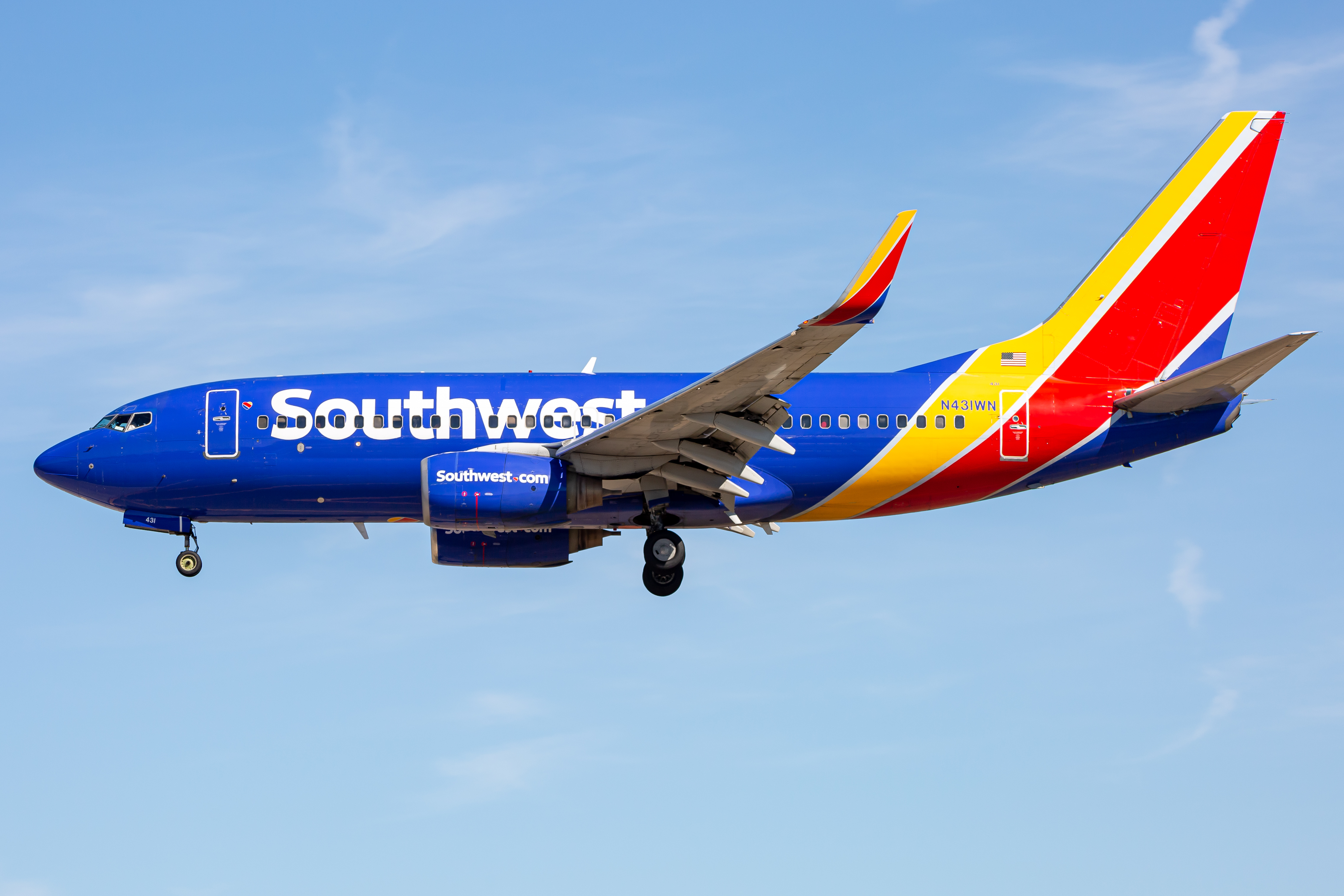Full size: Southwest Airlines Boeing 737-700 N431WN at Baltimore/Washington International Thurgood Marshall Airport