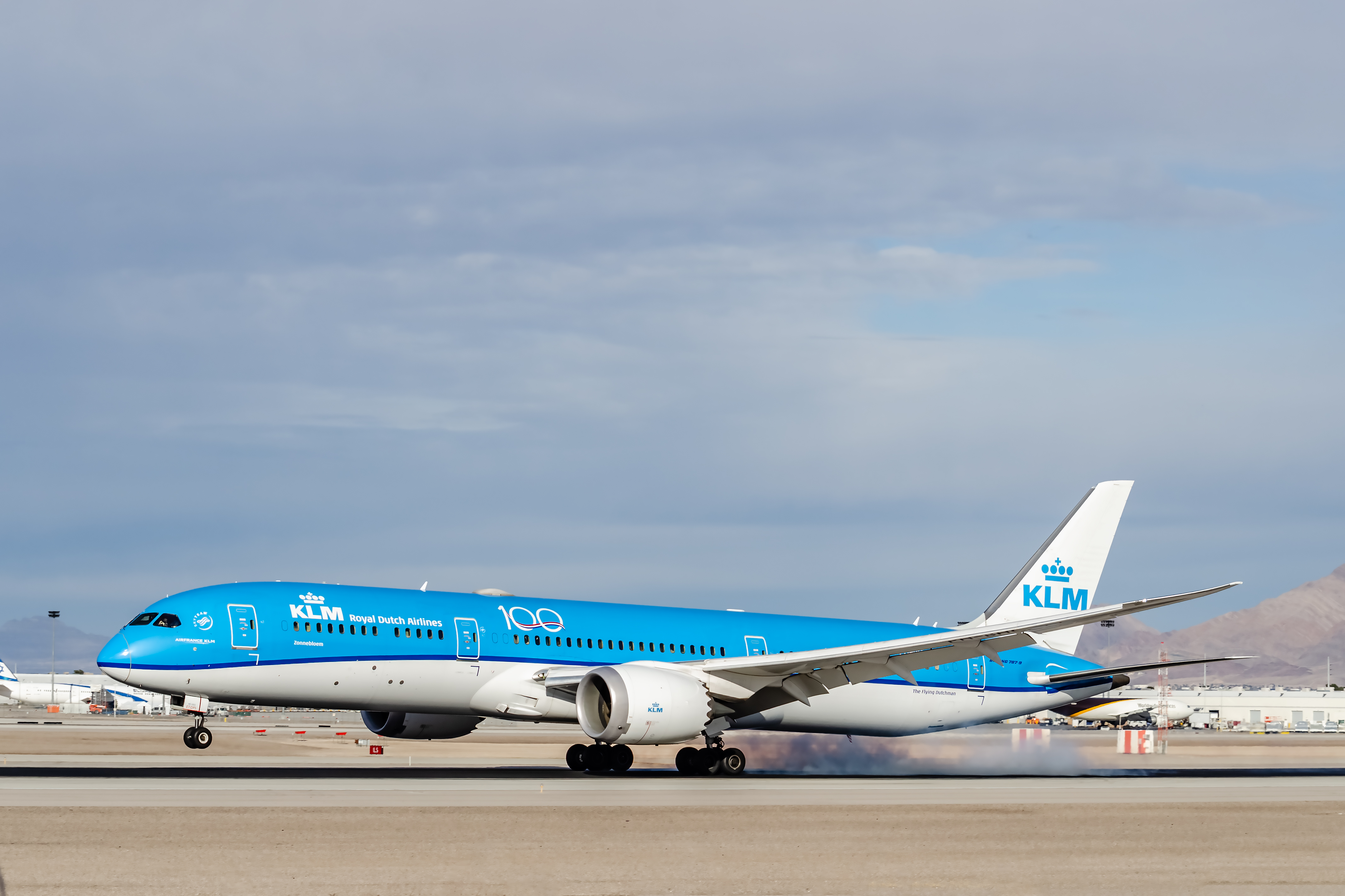 Full size: KLM Boeing 787-9 PH-BHC at Harry Reid International Airport