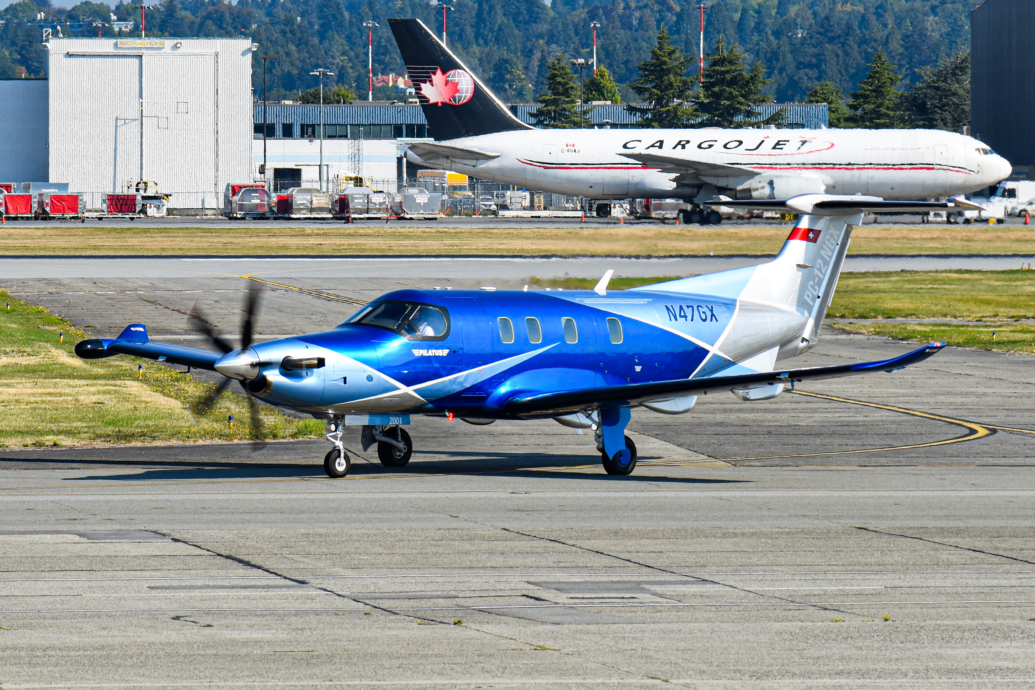 Full size: PRIVATE Pilatus PC-12 N47GX at Vancouver International Airport