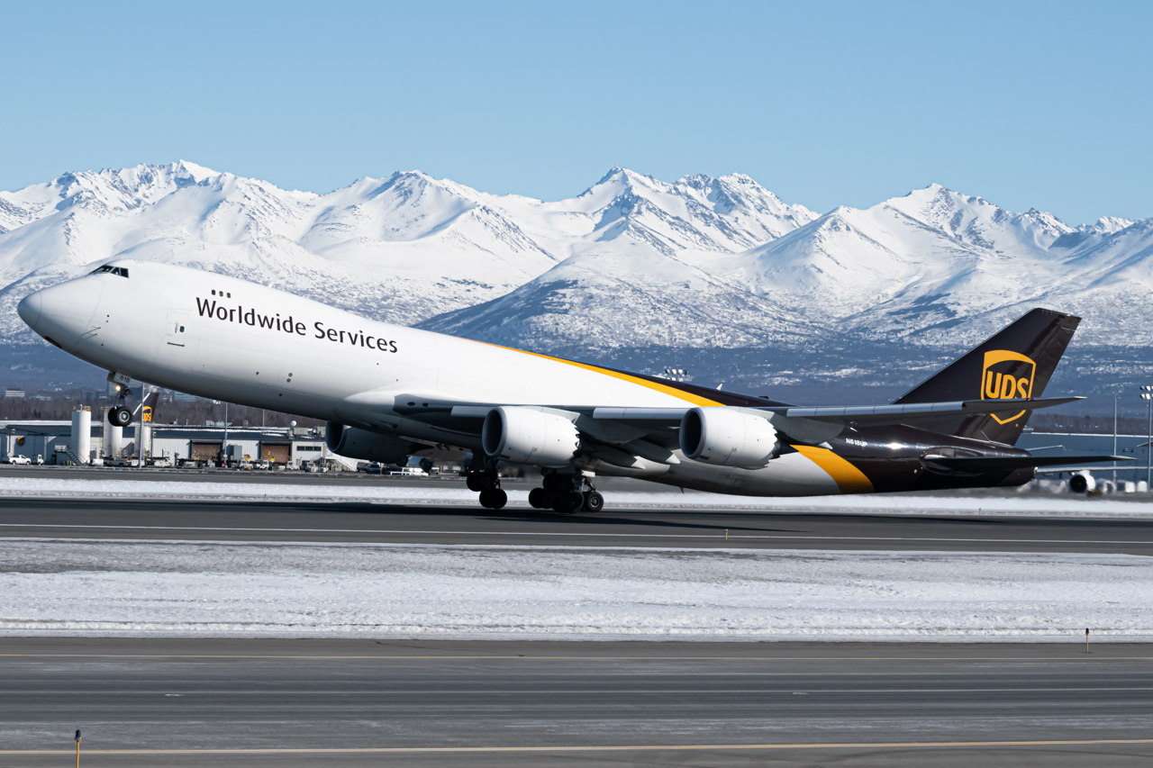 Full size: United Parcel Service Boeing 747-8F N618UP at Anchorage Ted Stevens International Airport