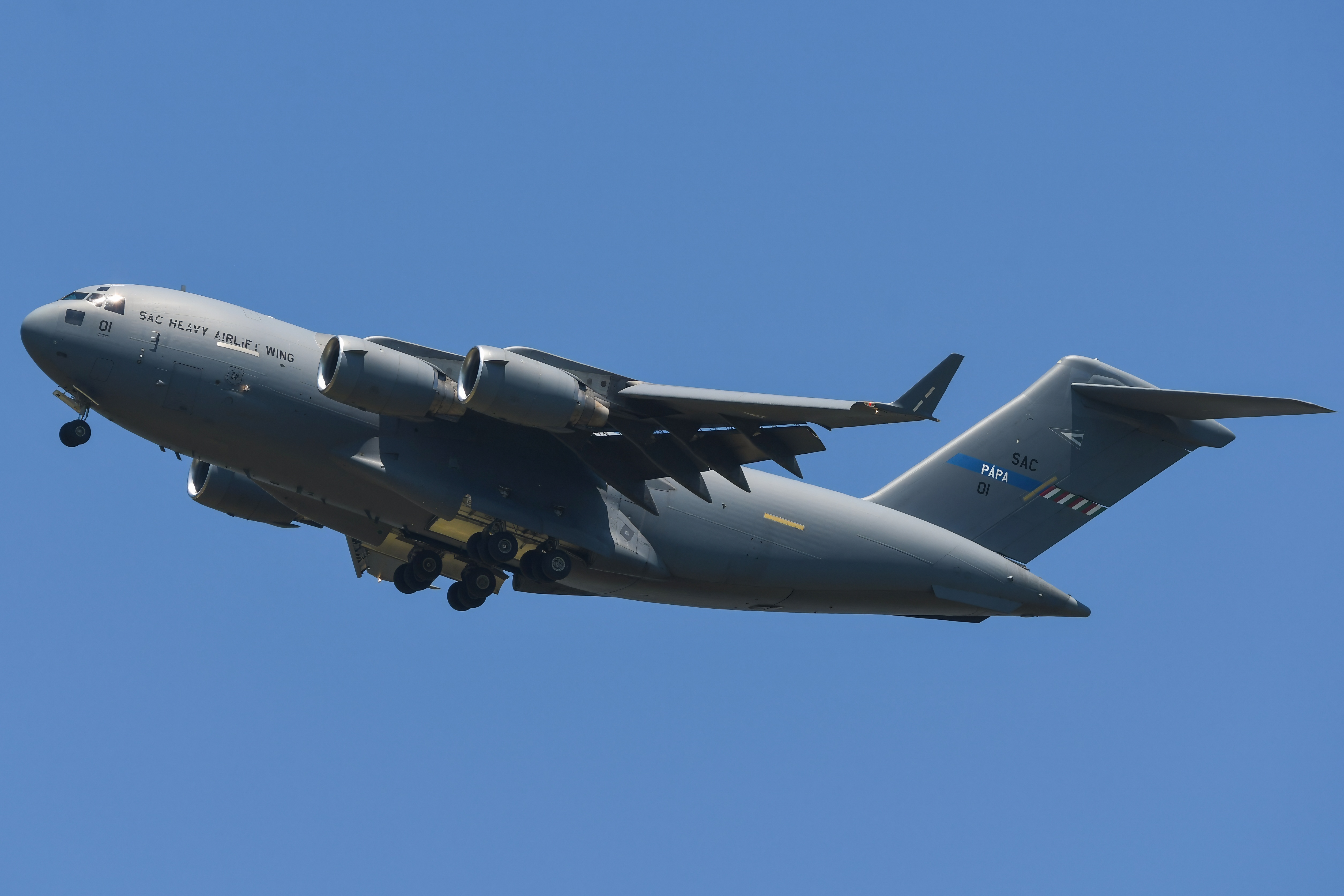 Full size: Strategic Airlift Capability Boeing C-17 Globemaster III 01 at McGuire Field (Joint Base Mc Guire Dix Lakehurst) Airport